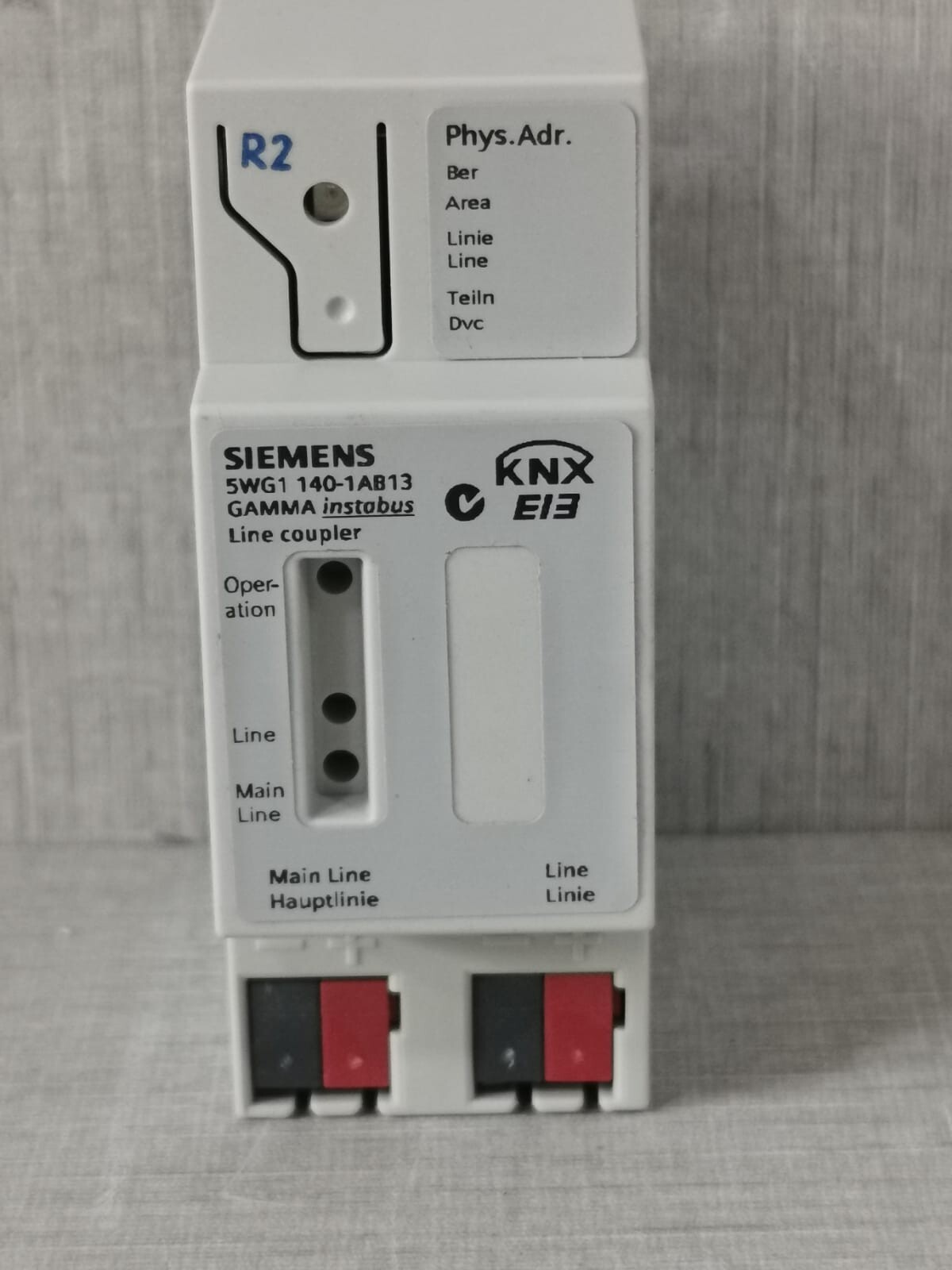 Siemens 5WG1 140-1AB13 SIEMENS GAMMA 5WG1 140-1AB13 INSTABUS LINE COUPLER WITH OLD STOCK BOX 2