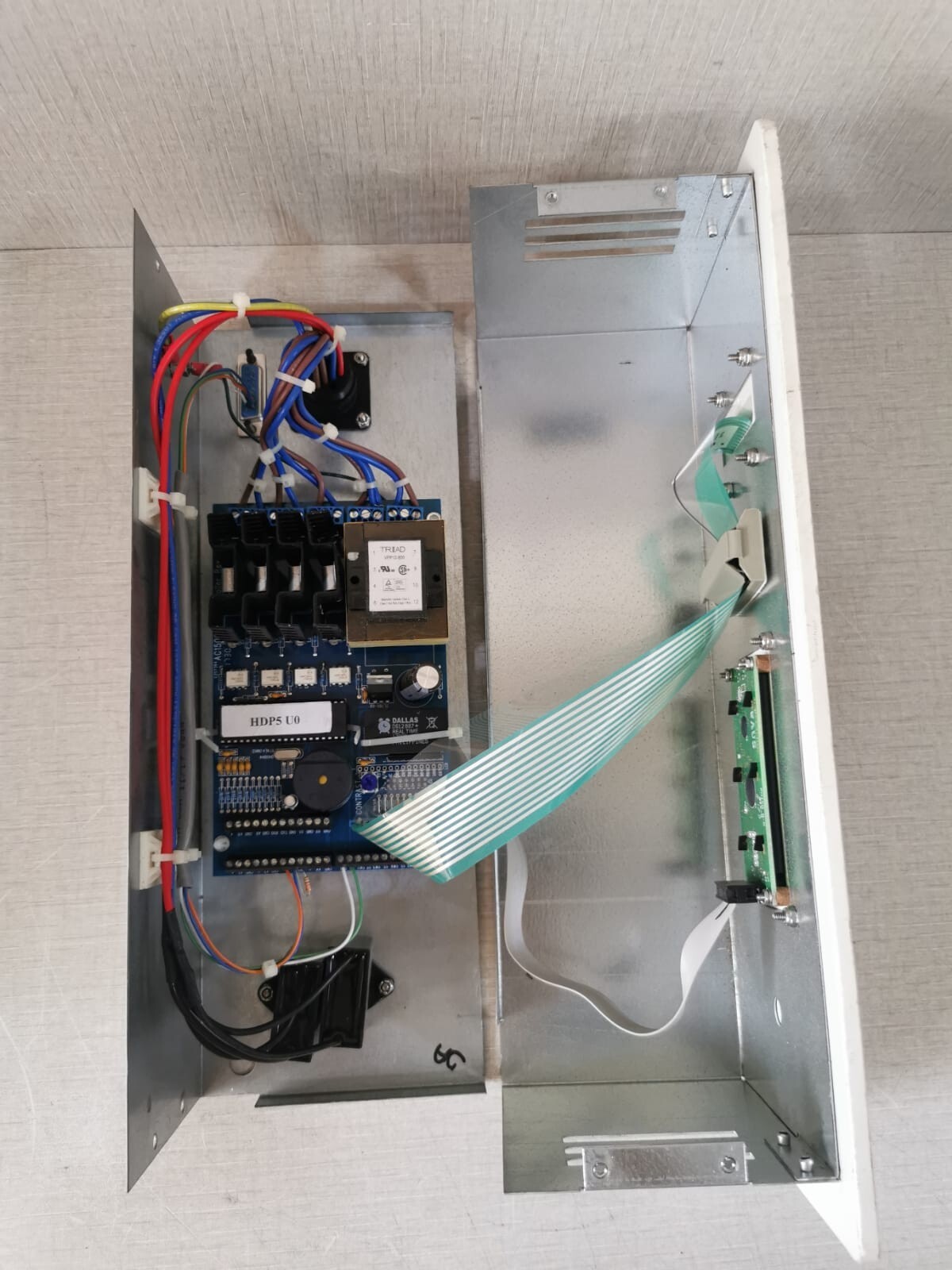 AirClean 54047 AirClean UVTect 77-54047 Controller Module ONLY for Workstation Systems 9