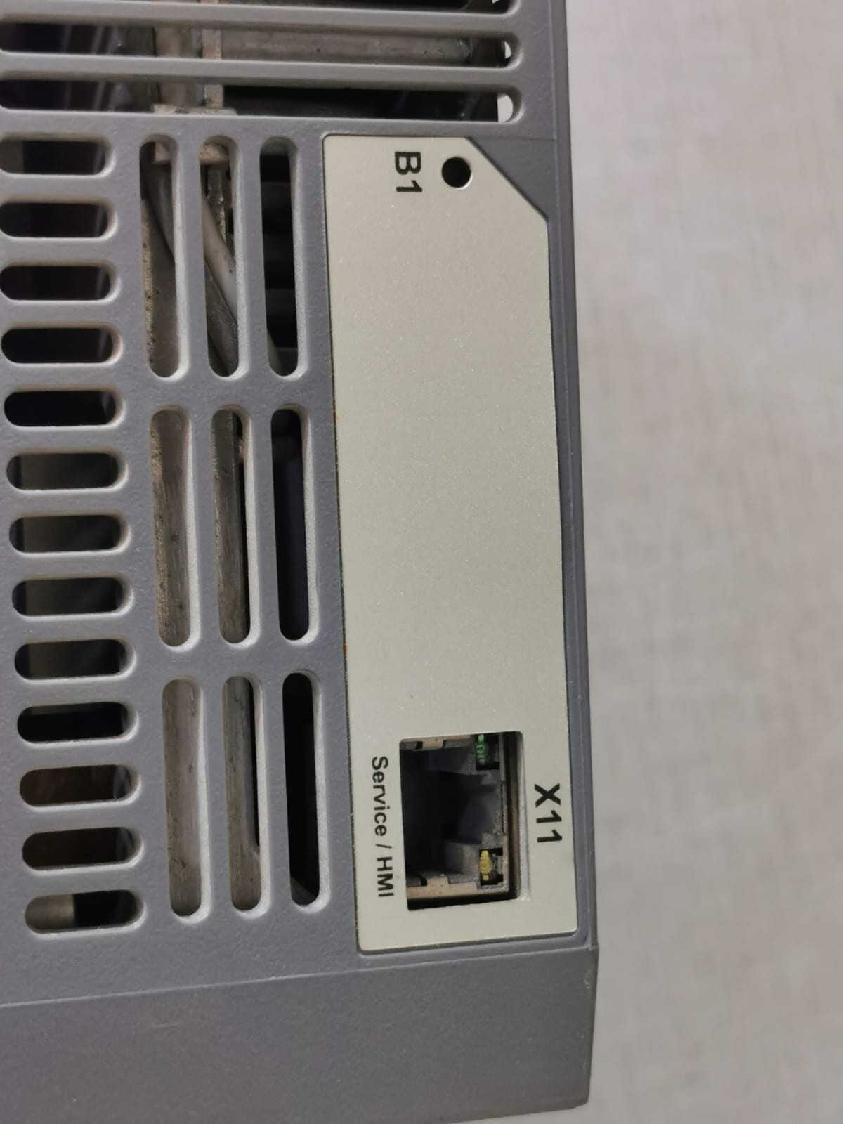 Kollmorgen AKD-T00607-NBAN-0000 KOLLMORGEN AKD-T00607-NBAN-0000 AKD BASIC SERVO DRIVE 400/480VAC 4