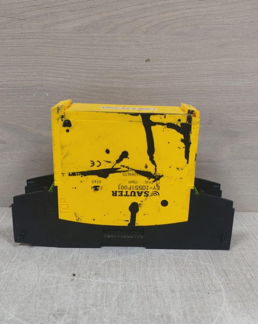 SAUTER EY-IO551F001 SAUTER EY-IO551F001 MODULE 13.5VDC 8