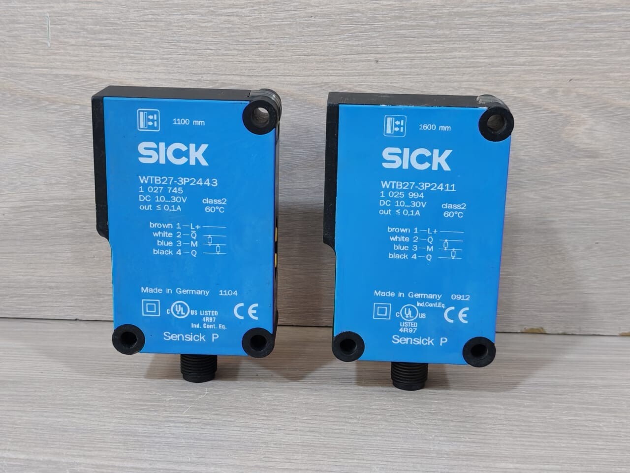 SICK 1027745 AND 1025994 WTB27 3P2411 And WTB27 3P2443 Photoelectric Sensor Switch