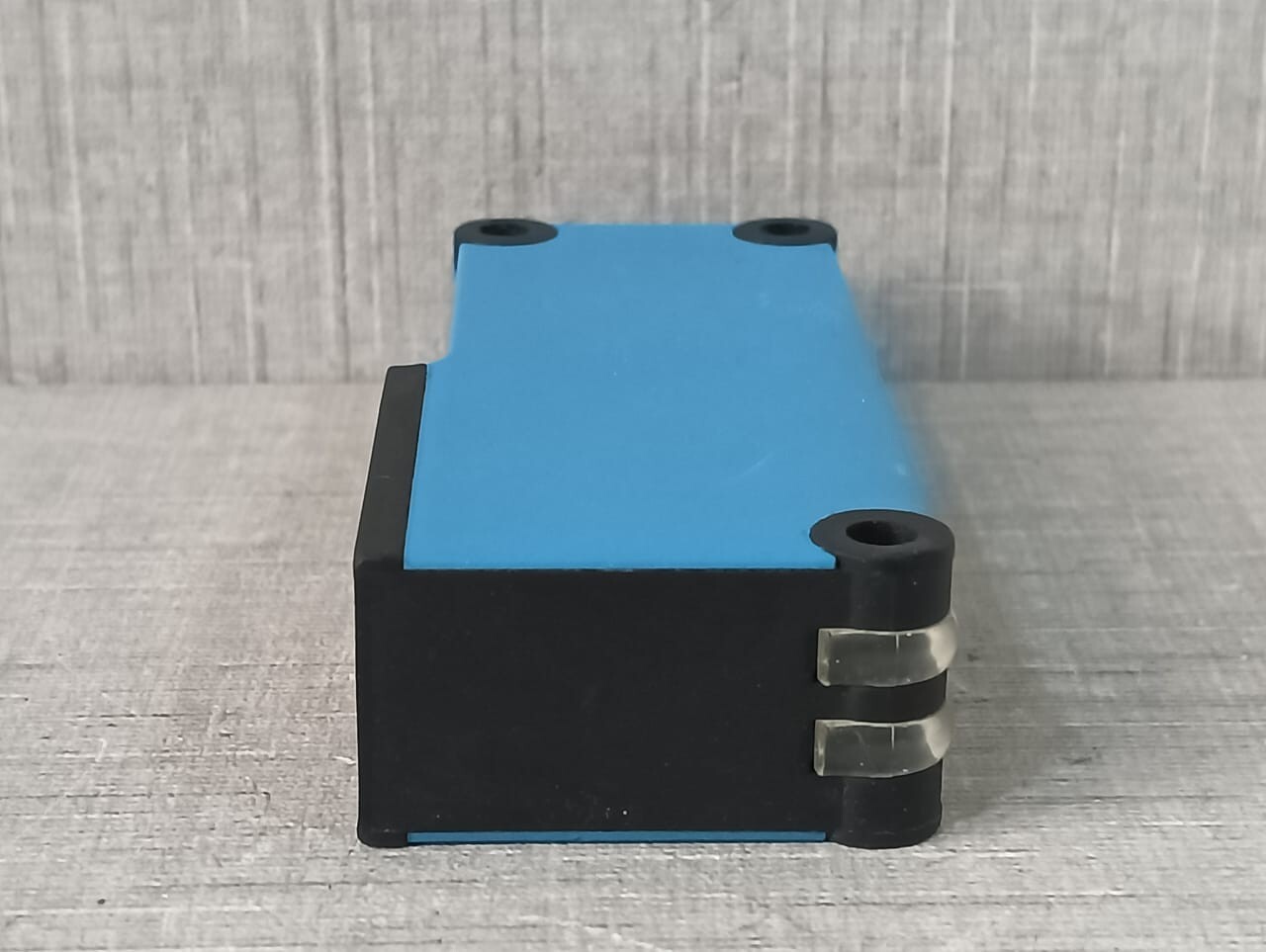 SICK WLF18-3K430 SICK WLF18 3K430 WLF18 3K430 Photoelectric Sensor Without Label & WITH Dents 6