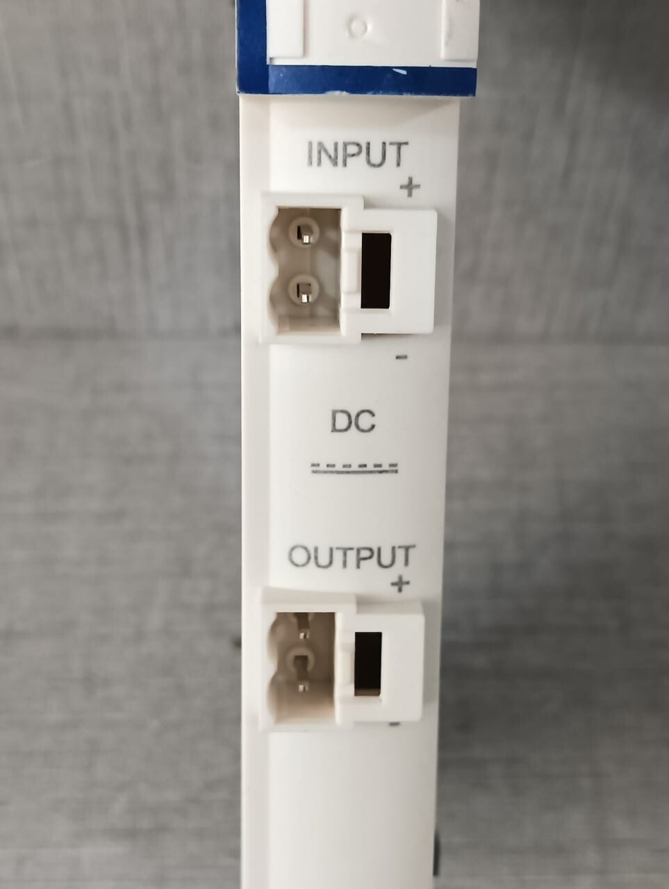 Schneider Electric PDT-3100 SCHNEIDER ELECTRIC STB PDT 3100 WITH STB XBA 2200 MOUNTING BASE 3