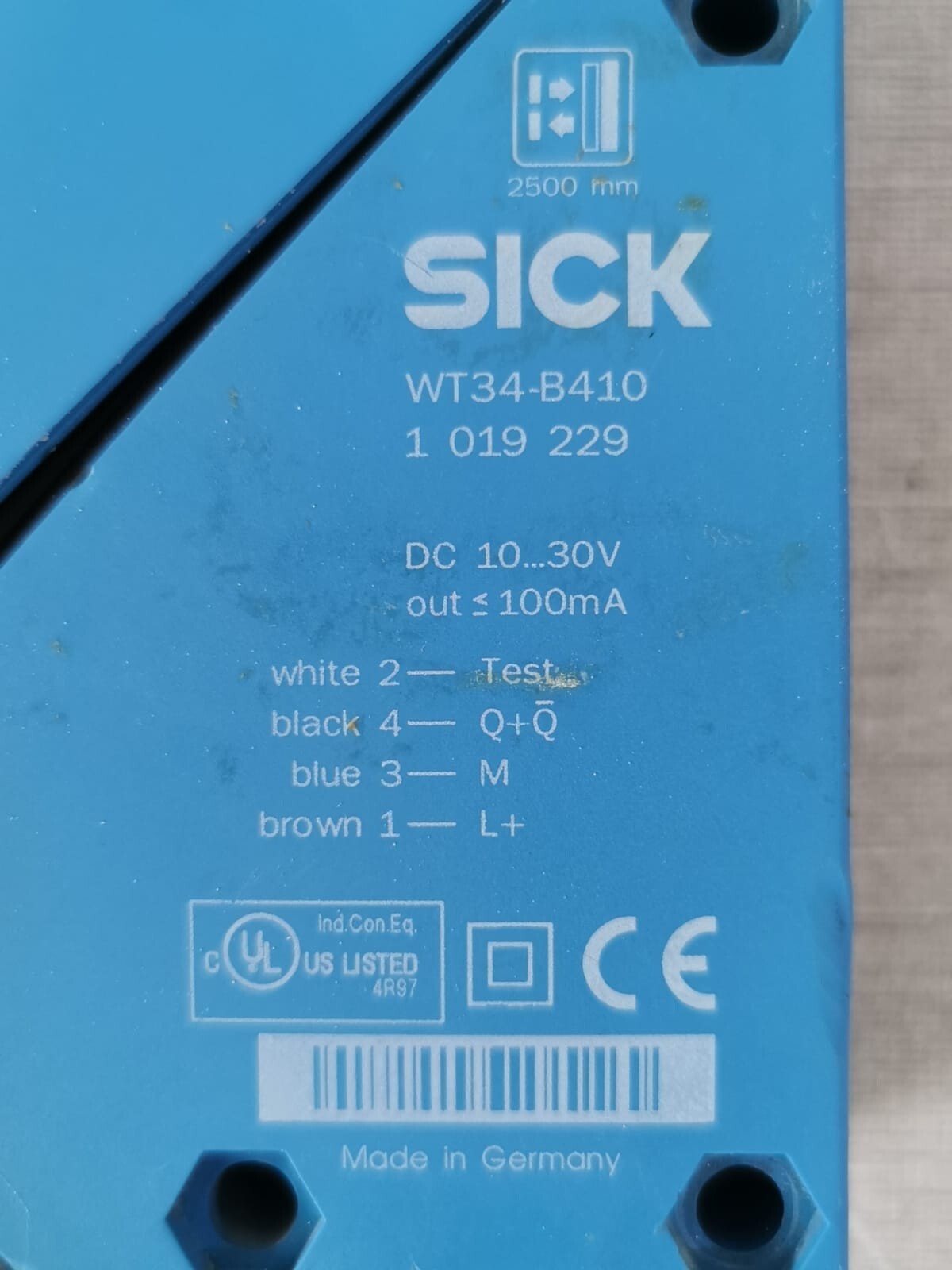 SICK WT34-B410 SICK WT34-B410 PHOTOELECTRIC SENSOR - WITH BROKEN LOCK 3