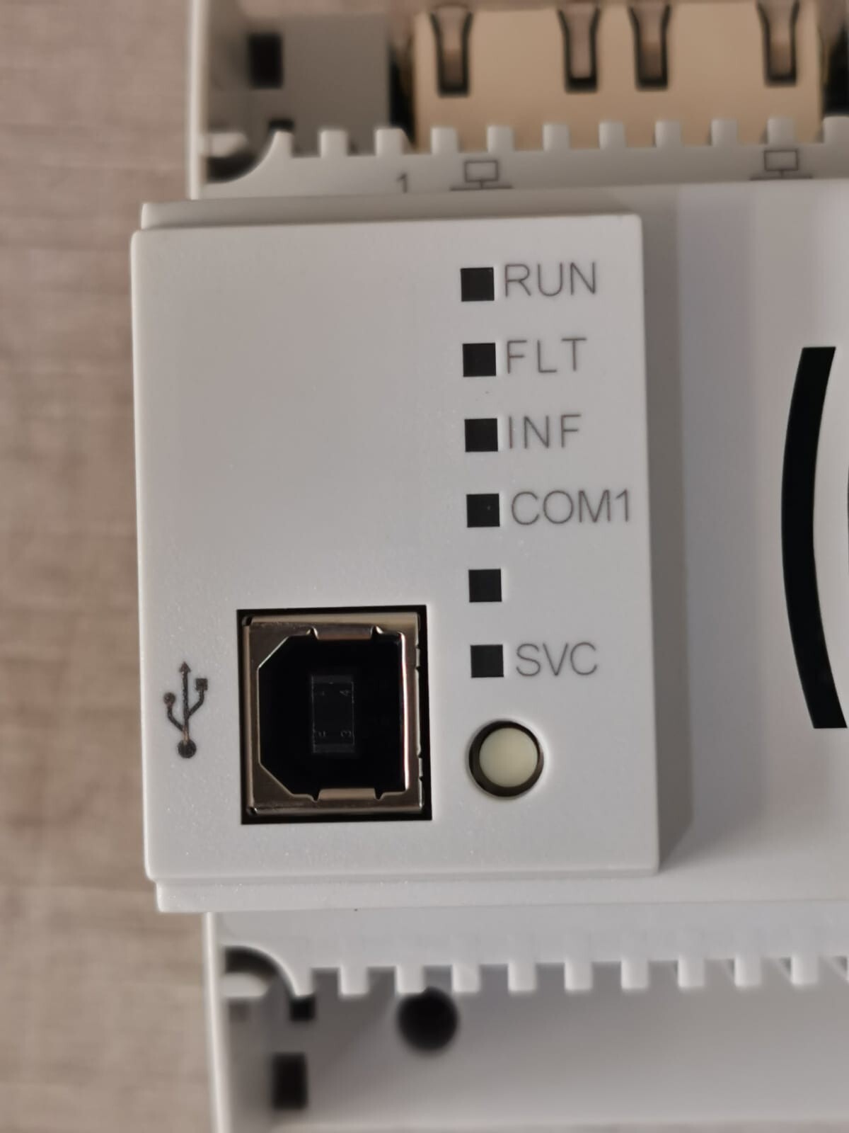 Siemens PXG3.W200-1 SIEMENS PXG3.W200-1 BACnet/IP Interface Module 4