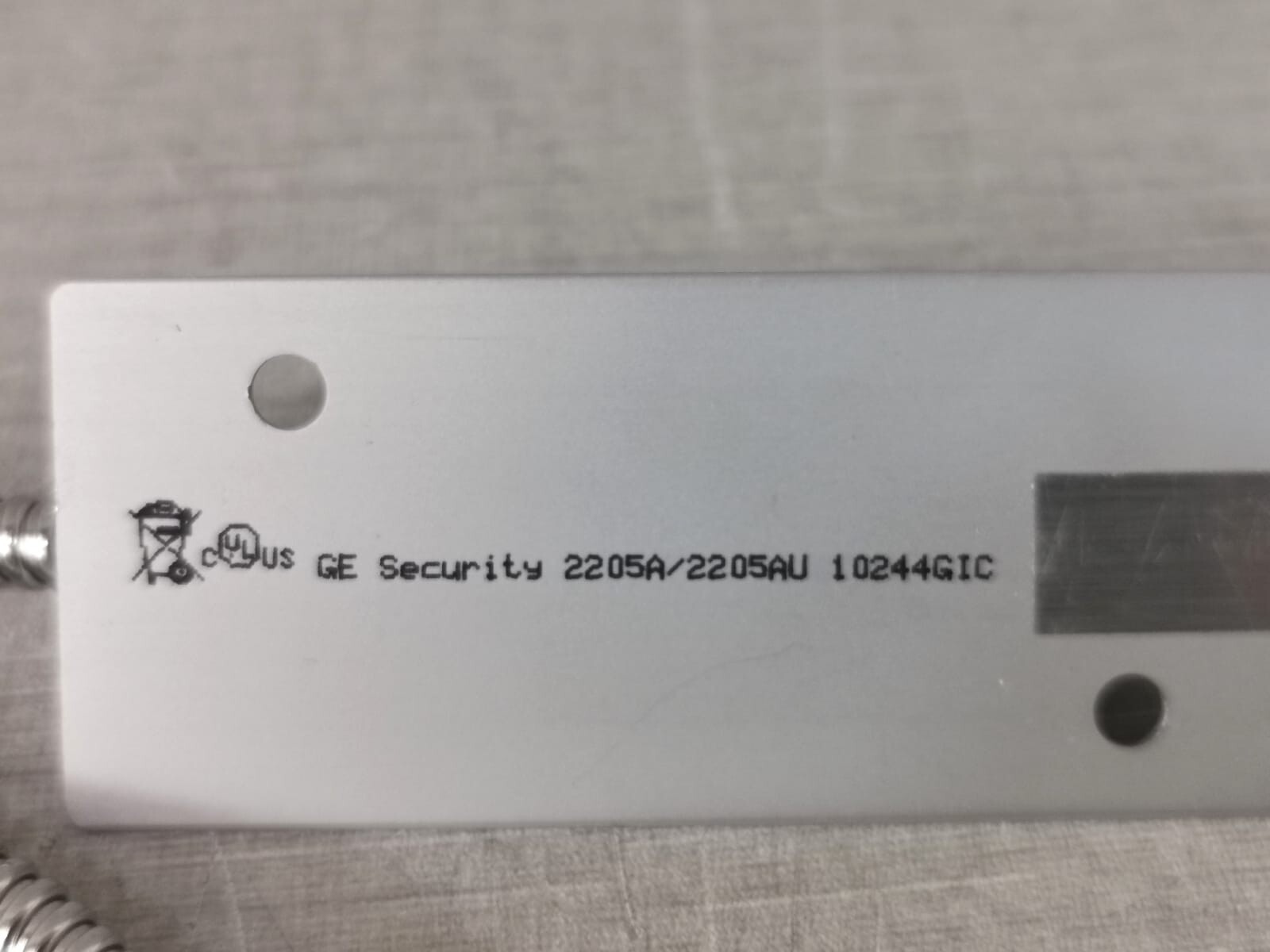 GE 2205 SERIES GE SECURITY 2205AL SERIES MINIATURE HEAVY-DUTY SURFACE MOUNT DOORMAGNETIC 5