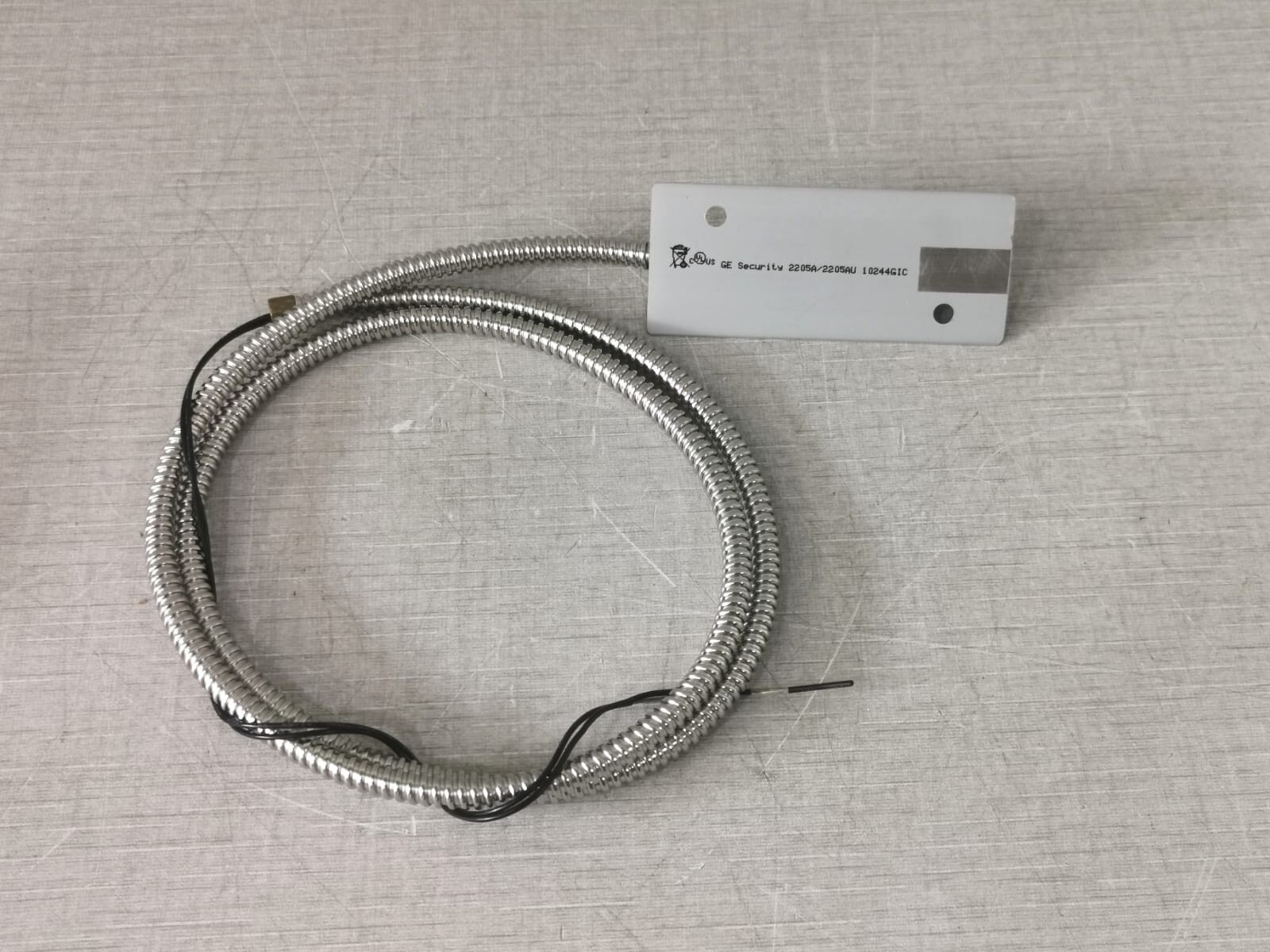 GE 2205 SERIES GE SECURITY 2205AL SERIES MINIATURE HEAVY-DUTY SURFACE MOUNT DOORMAGNETIC 6