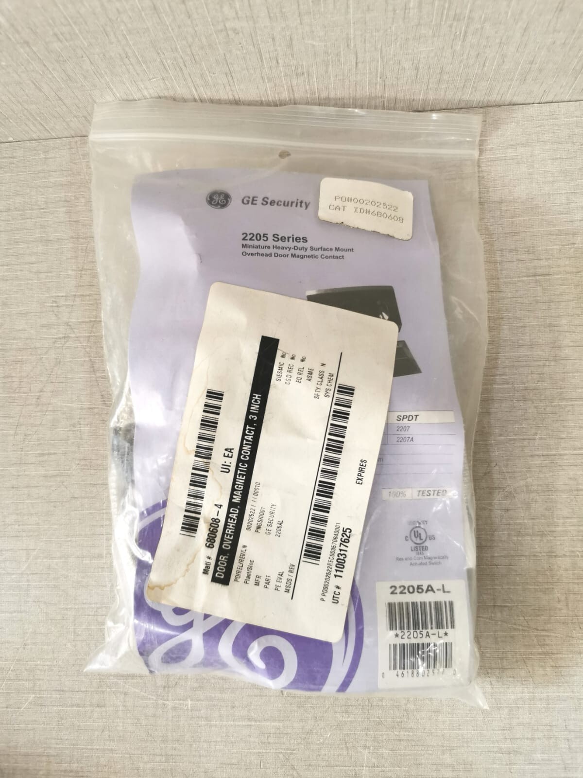 GE 2205 SERIES GE SECURITY 2205AL SERIES MINIATURE HEAVY-DUTY SURFACE MOUNT DOORMAGNETIC 8