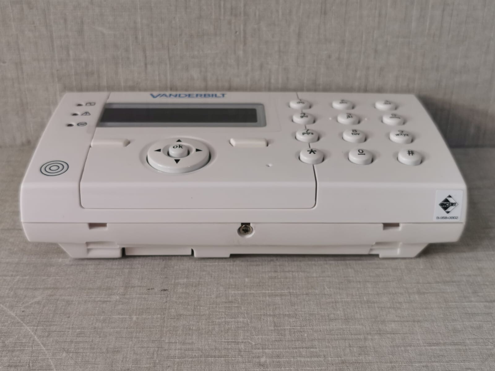 Vanderbilt SPCK421.100 Vanderbilt SPCK421.100 LCD Keypad, 2x16 Character and Badge Reader 6
