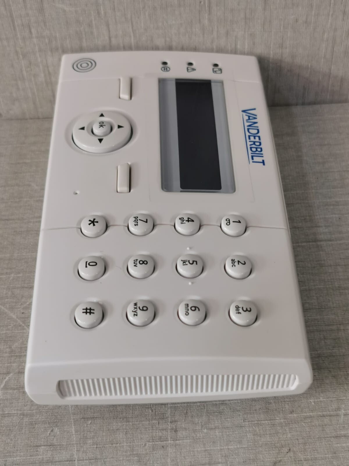 Vanderbilt SPCK421.100 Vanderbilt SPCK421.100 LCD Keypad, 2x16 Character and Badge Reader 9