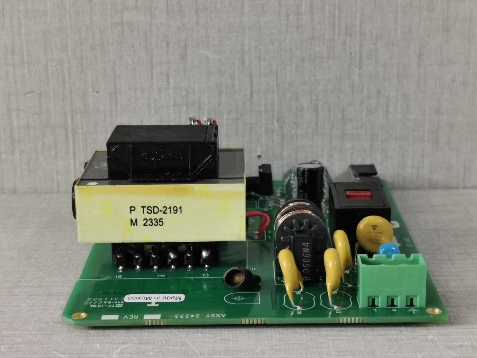 Emerson 24233-00 EMERSON ROSEMOUNT ANALYTICAL 24233-00 POWER SUPPLY BOARD 7