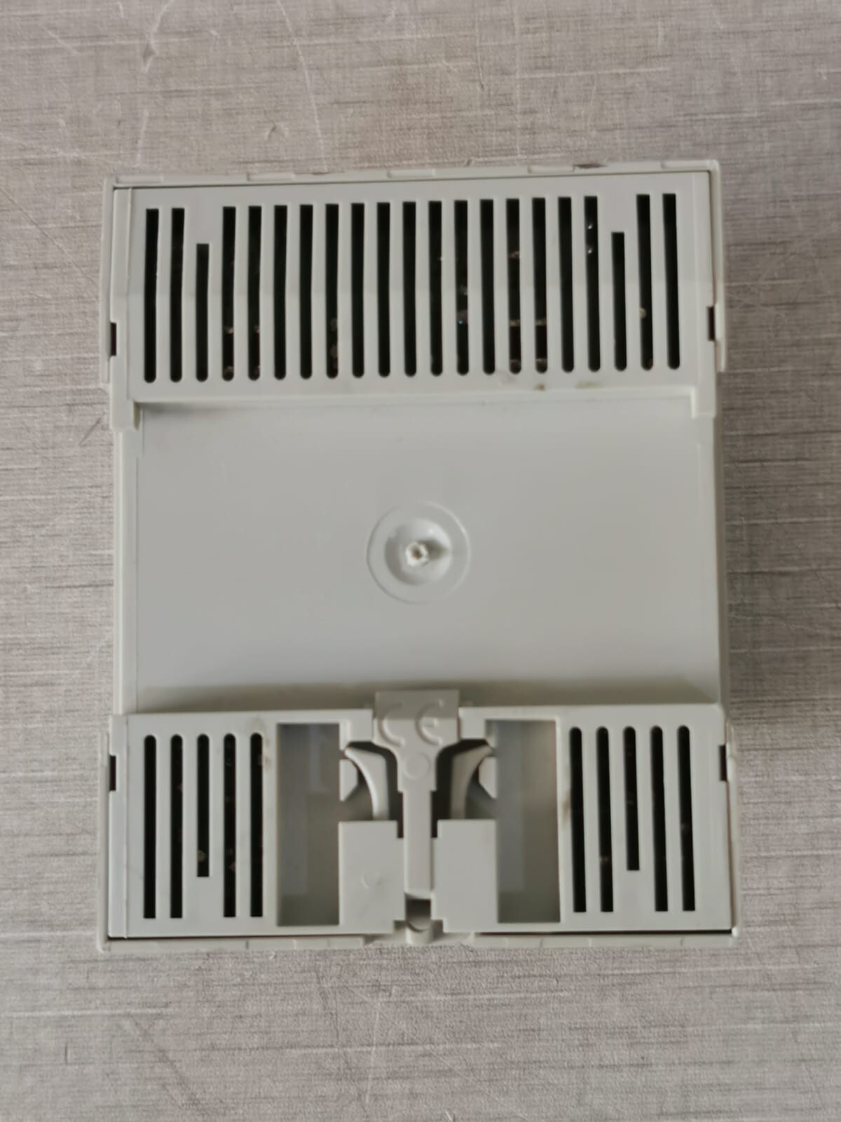 THEBEN 4-CHANNEL Theben RMG 4 I KNX Actuator Relay 4930210, 4 Channel 8