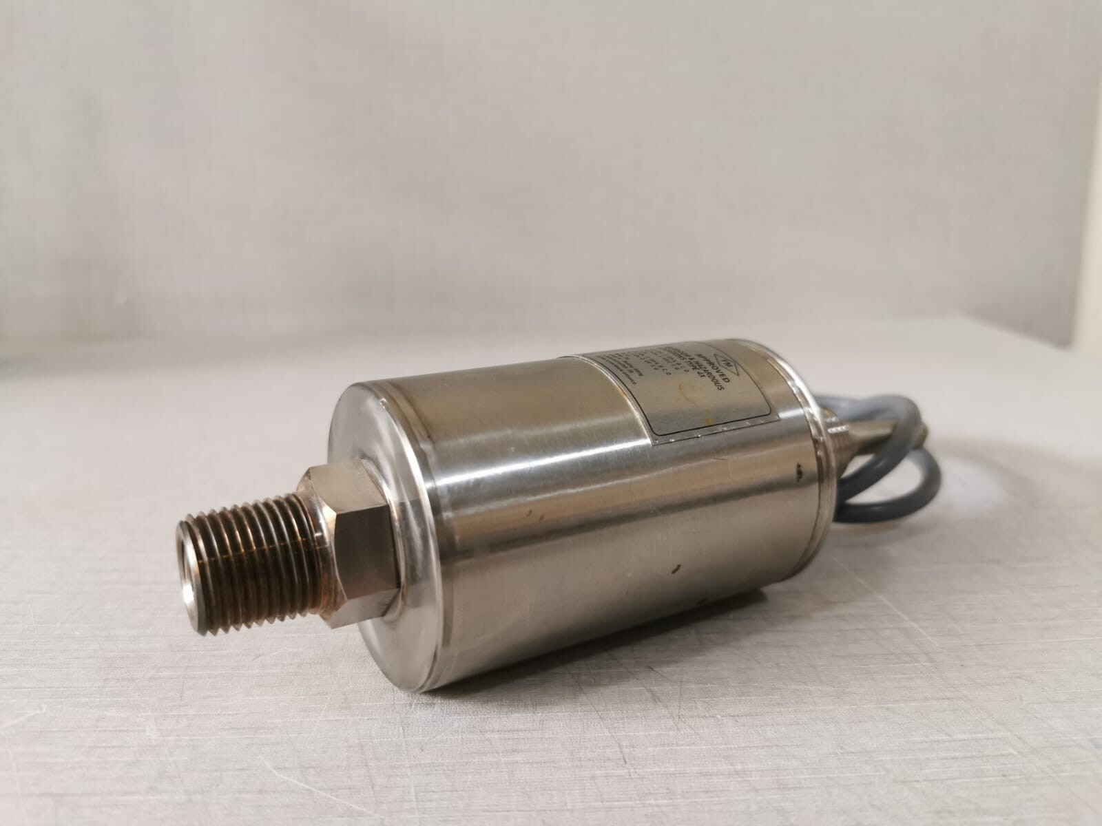 SENSOTEC 811-FMG/1083-09 SENSOTEC 811-FMG/1083-09 PRESSURE TRANSMITTER 6