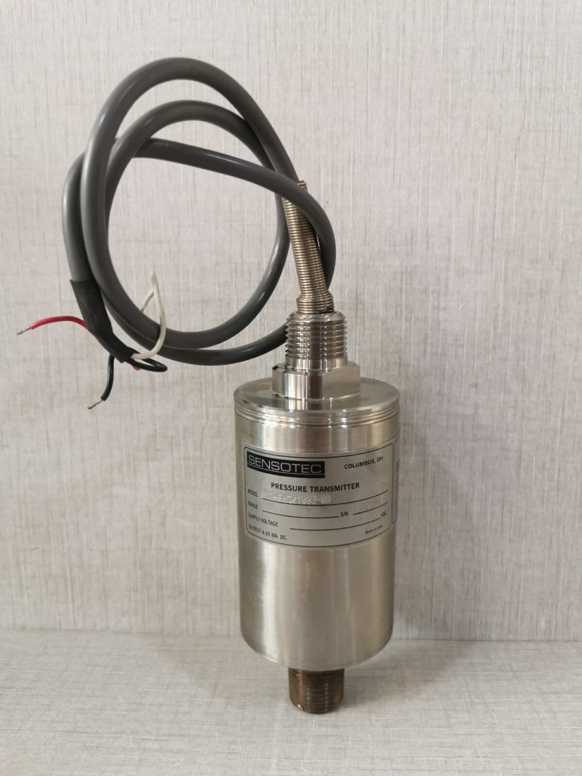 SENSOTEC 811-FMG/1083-09 PRESSURE TRANSMITTER