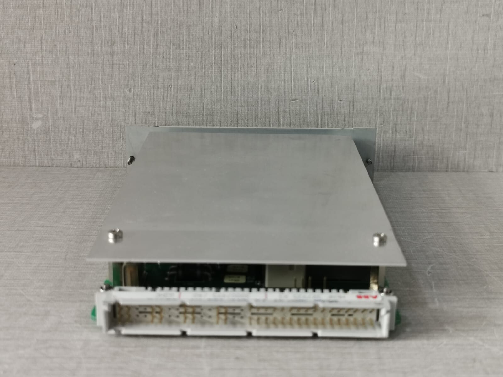 ABB HENF327935R3 G3HC ABB INTERF 1 HENF327935R3 G3HC PCB CARD 4