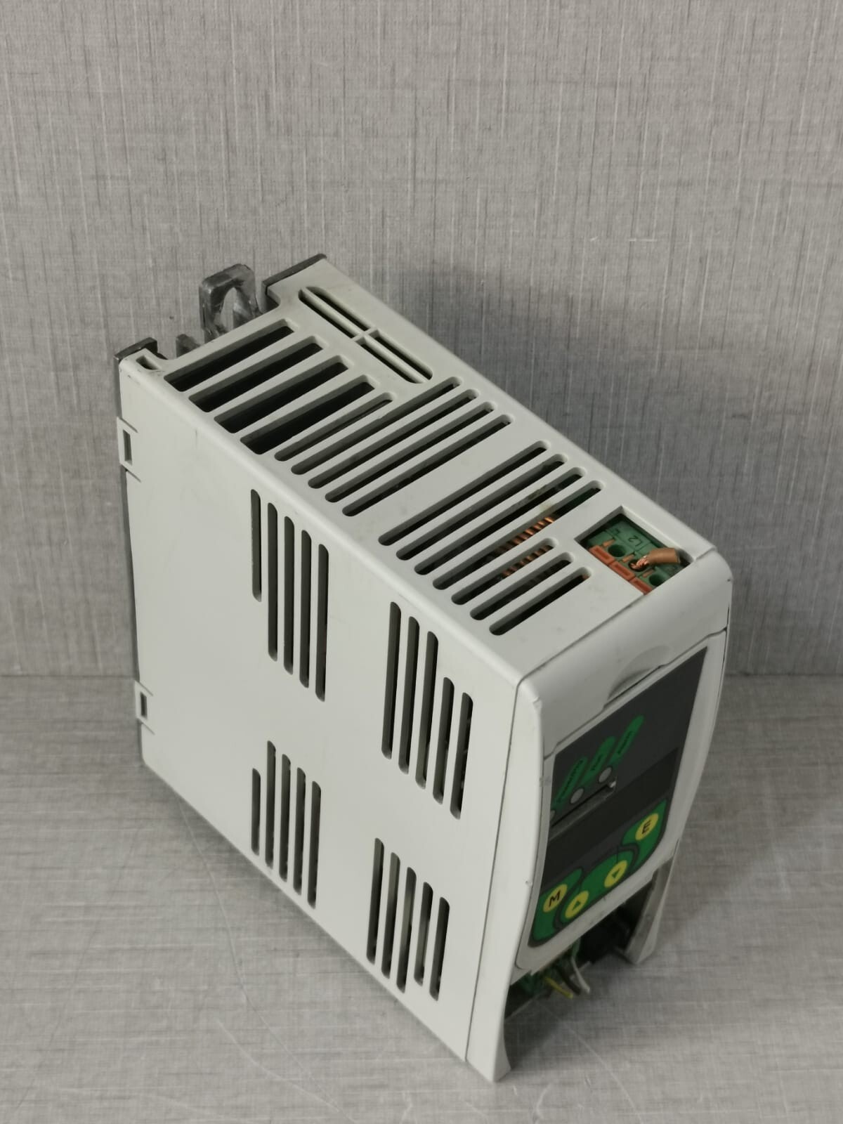 TDE MACNO 5DSAF011B2M010B01V TDE MACNO 5DSAF011B2M010B01V (A2M 011 XYA) SERVO DRIVE-WITHOUT COVER 9