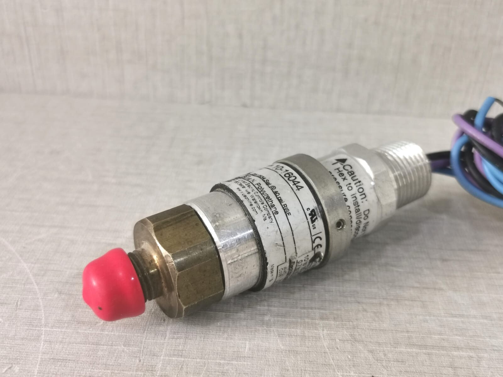 United Electric Controls 16044 FIKE UNITED ELECTRIC CONTROLS 10-16044 DISCHARGE PRESSURE SWITCH 7