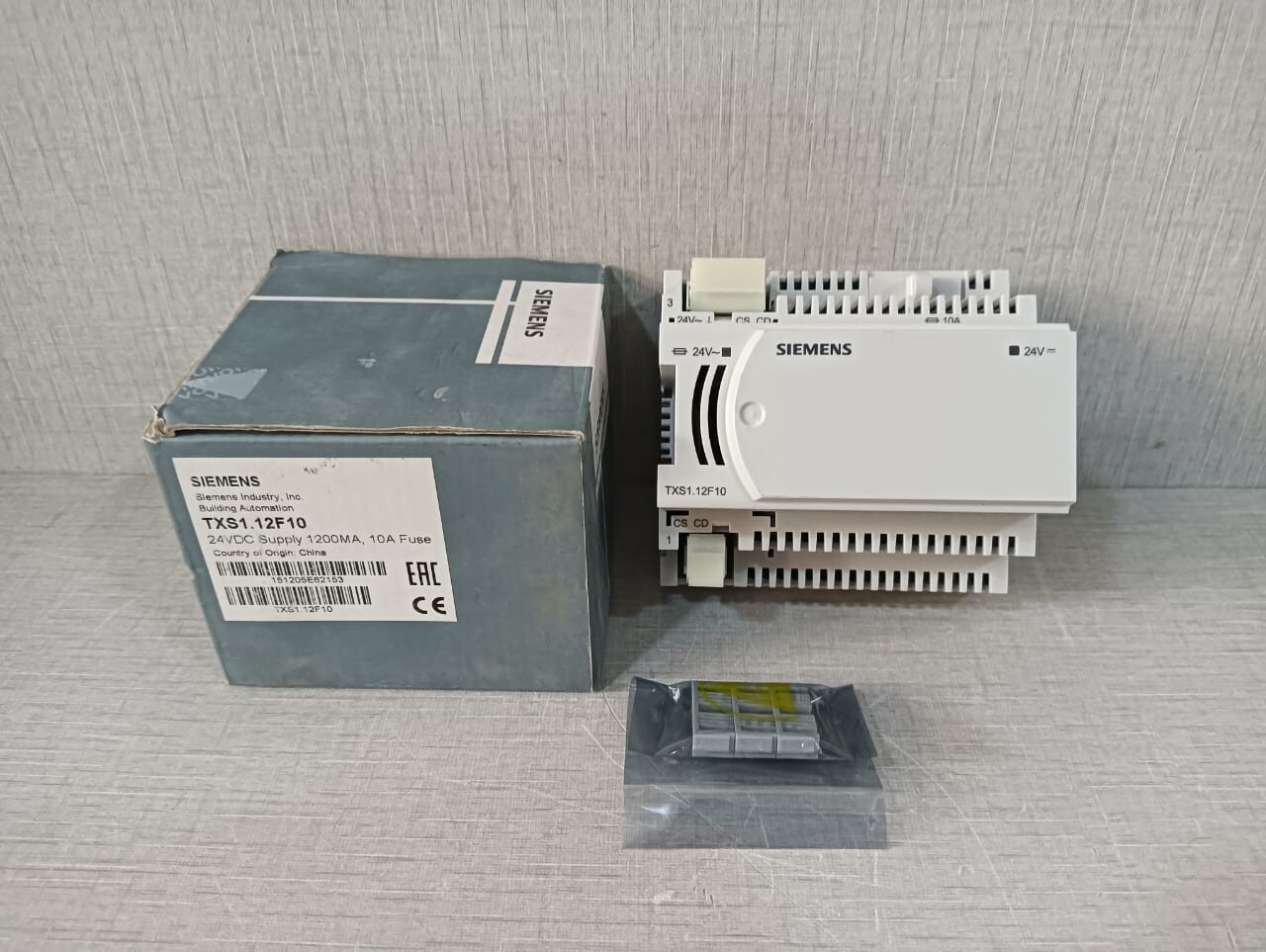 SIEMENS TXS1.12F10 POWER SUPPLY MODULE(24V-50/60Hz,57VA,0T50C,IP20(IP30)