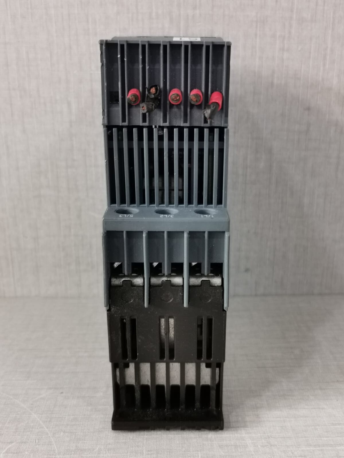 Siemens 3RW3027-1BB14 SIEMENS 3RW3027-1BB14 SIRIUS AC SEMICONDUCTOR MOTOR STARTER 10