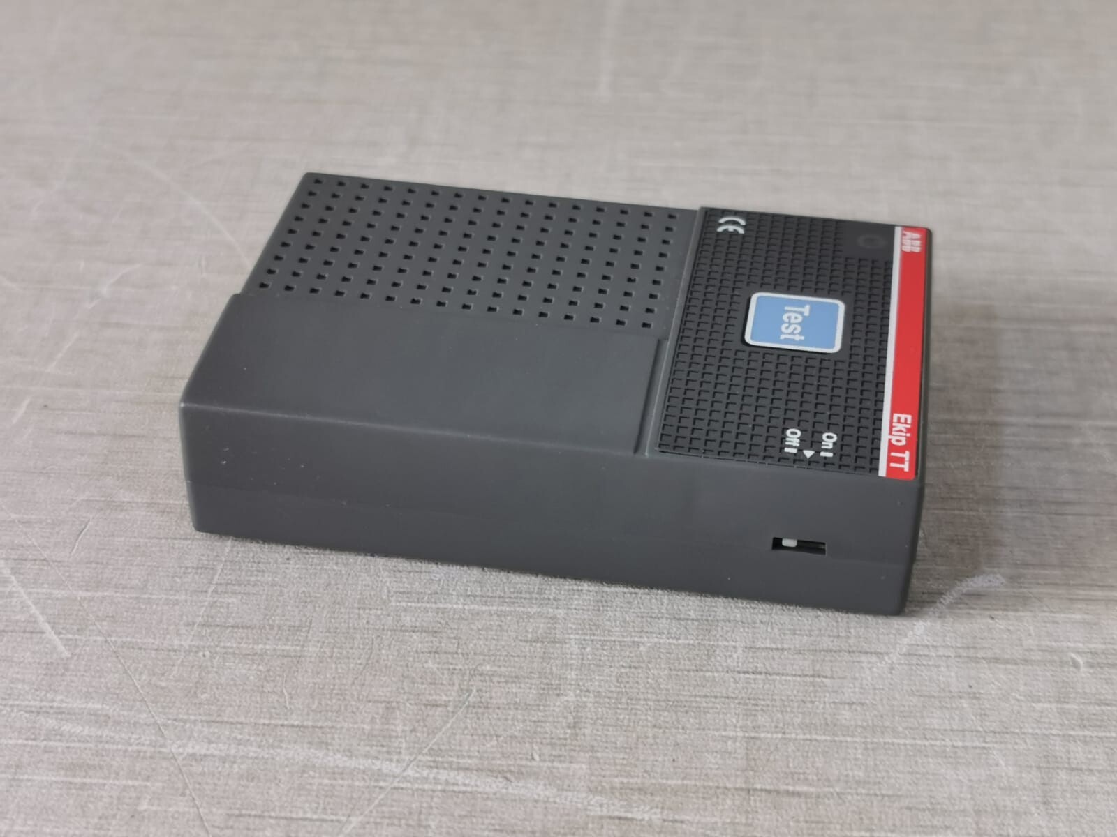 ABB EKIP ABB Ekip TT SACE Emax 2 Outdoor Travel Test Unit - ONLY CASE 7