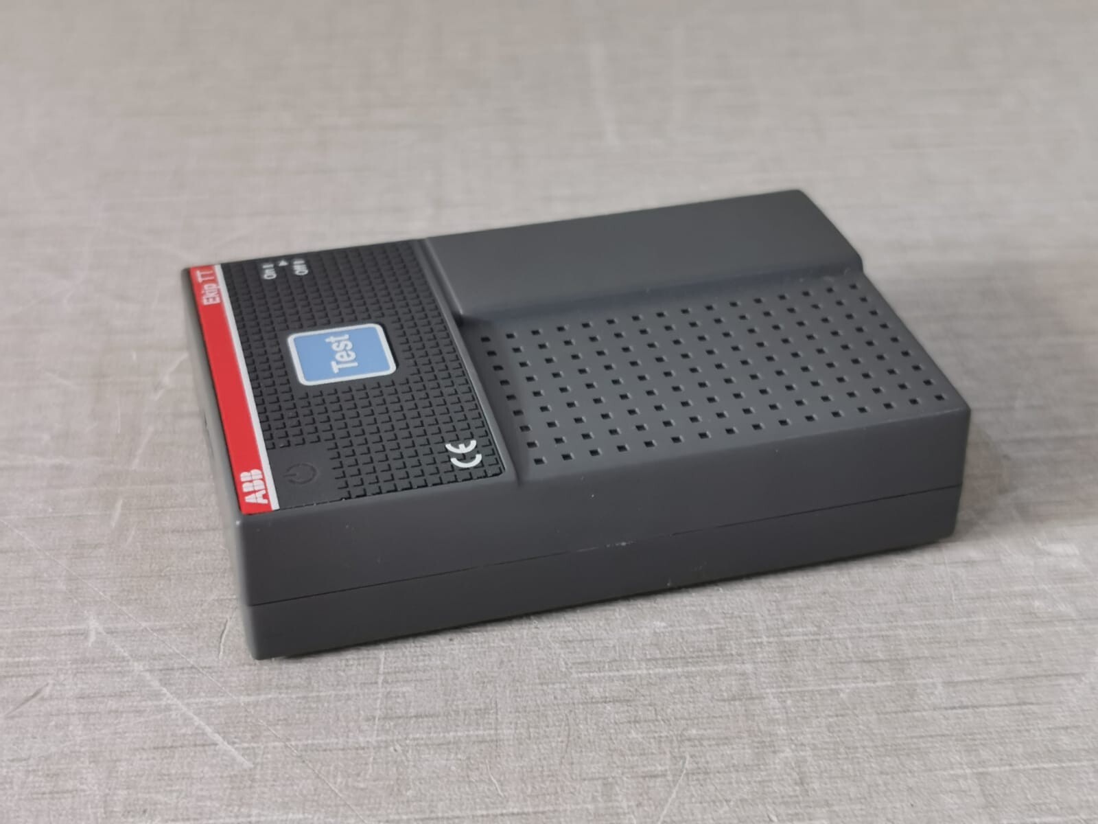 ABB EKIP ABB Ekip TT SACE Emax 2 Outdoor Travel Test Unit - ONLY CASE 8