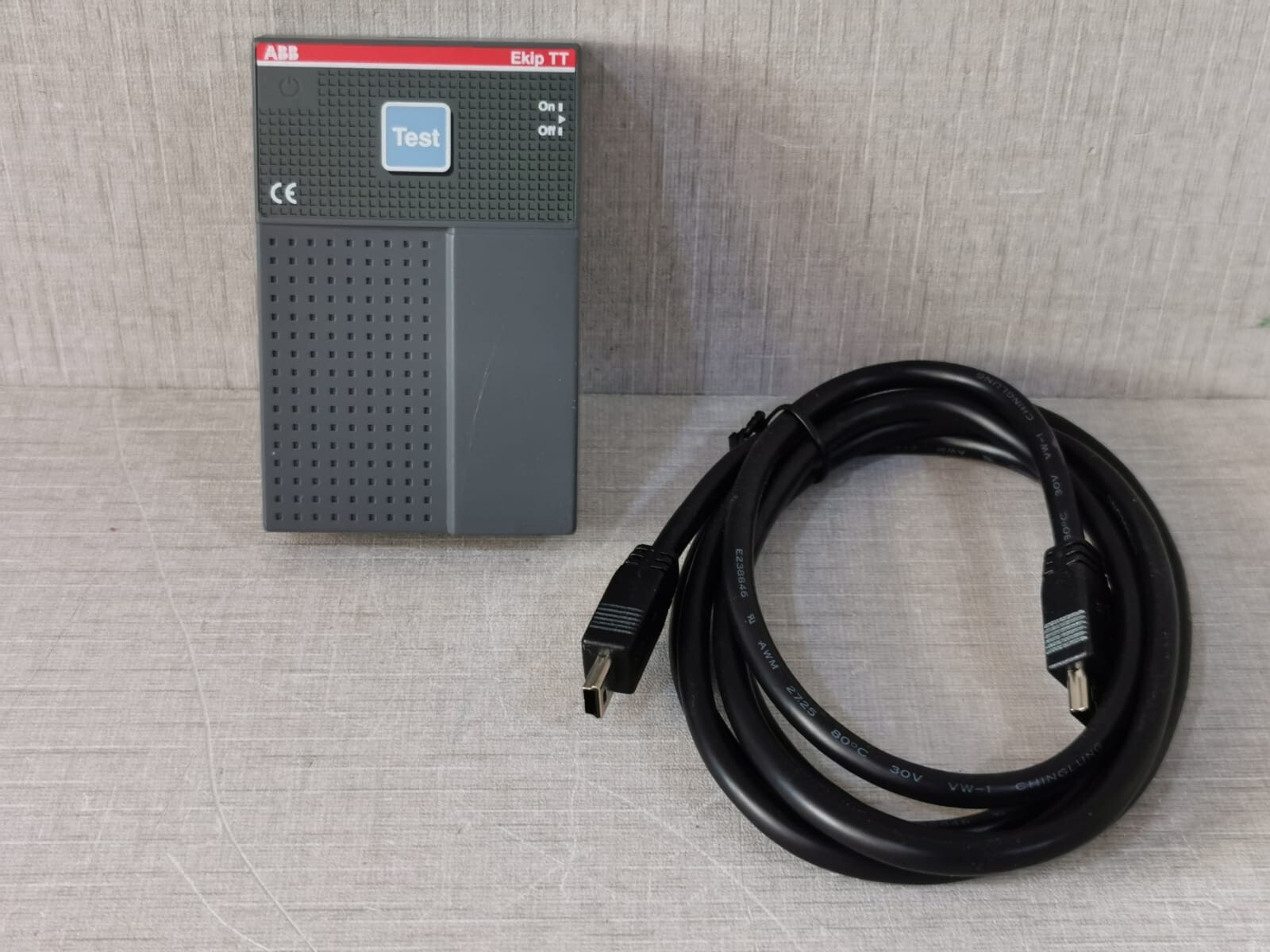ABB Ekip TT SACE Emax 2 Outdoor Travel Test Unit/ Missing Back Cover