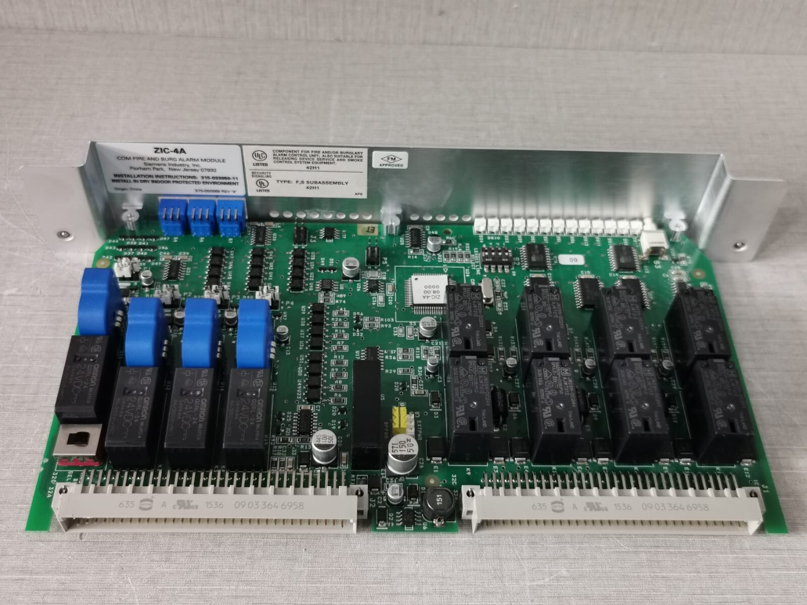 Siemens 575-050568 REV.4 SIEMENS ZIC-4A COM FIRE & BURG ALARM MODULE 575-050568 REV.4 9