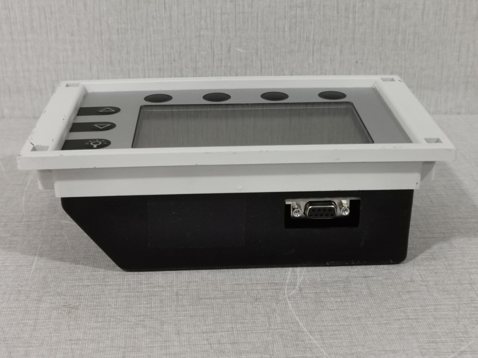 ABB MT701.2,SR ABB MT701.2,SR Control Panel LCD, Silver -BLACK SPOT ON THE SCREEN 8