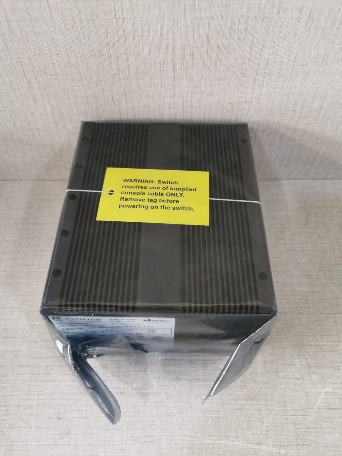 Extreme Networks 16804 EXTREME NETWORKS 16804 ISW 8GbP,SFP ETHERNET SWITCH 46-57VDC,5.76A 8