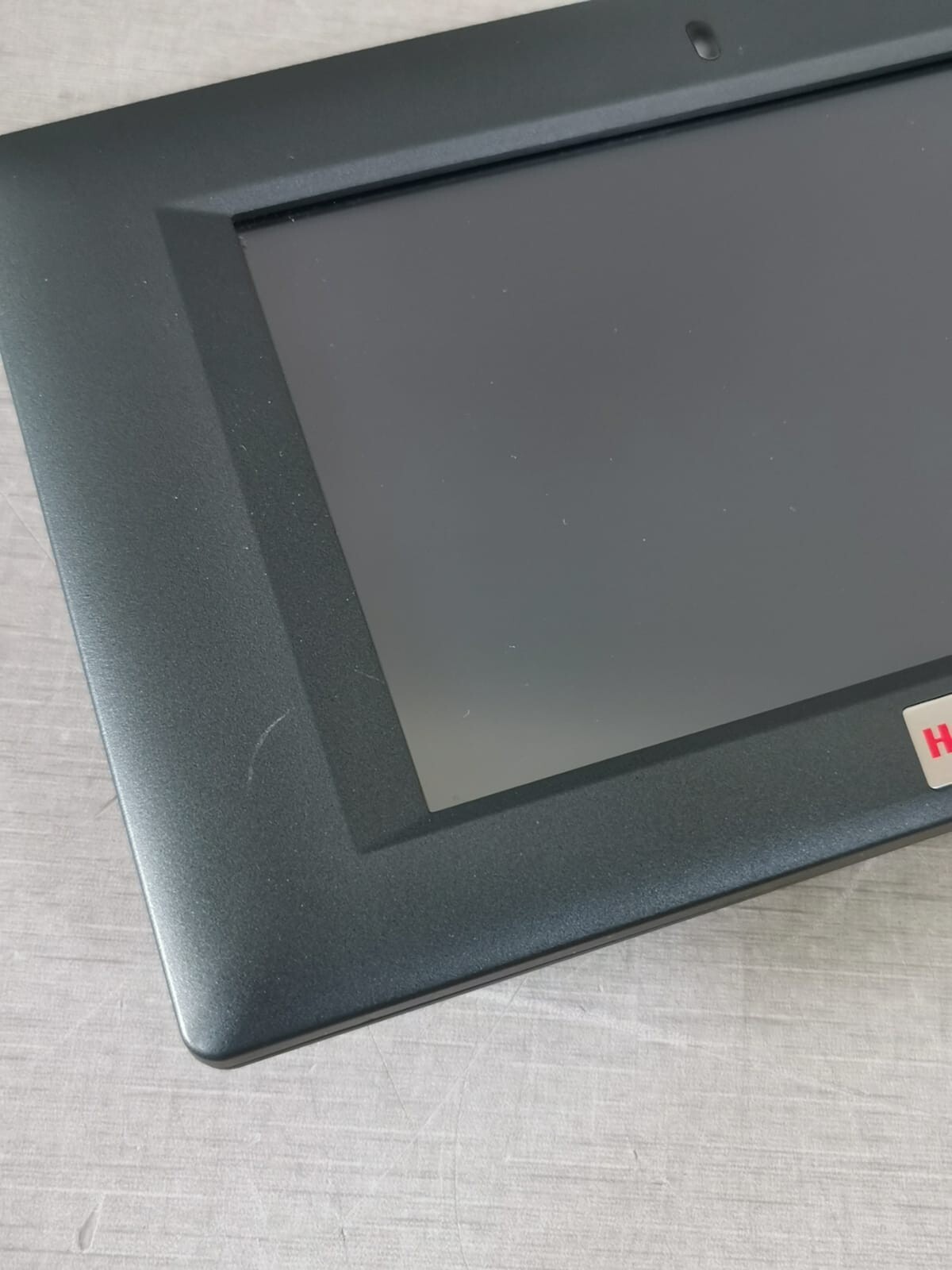 Honeywell CP-HMI HONEYWELL CP-HMI PANEL PC 12V 3A 6