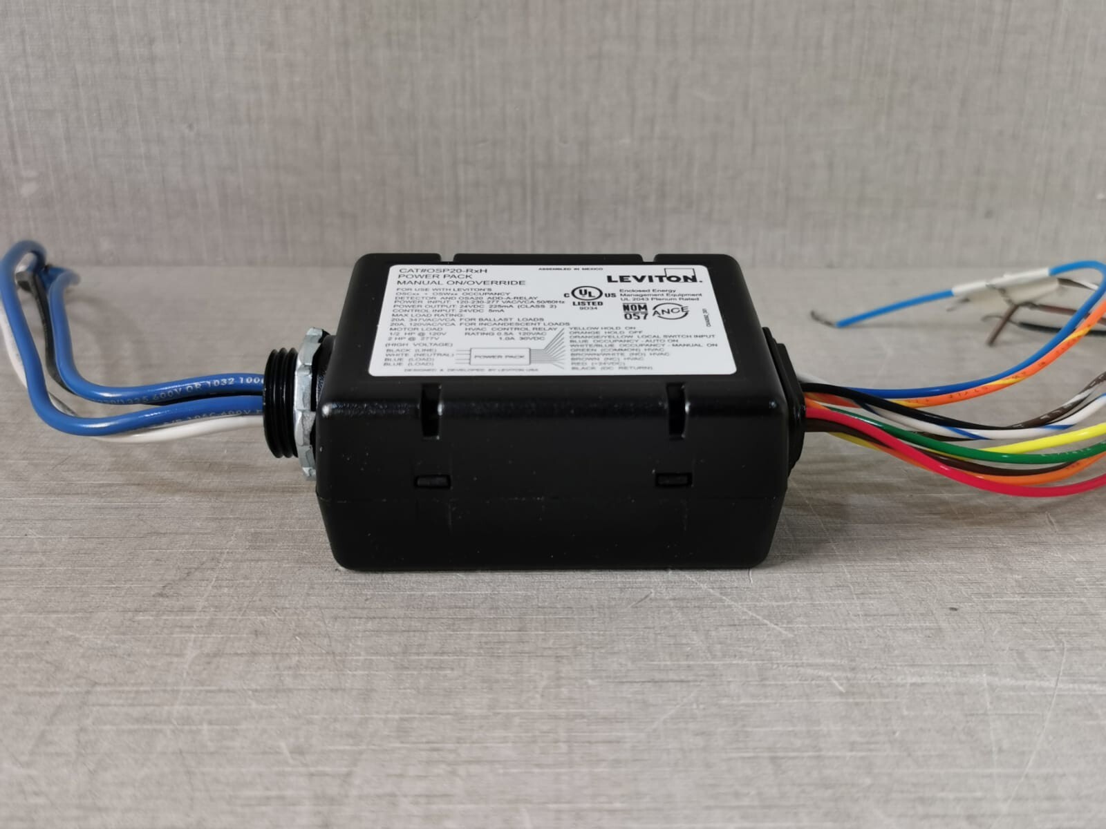 Leviton OSP20-RDH Leviton OSP20-RDH Sensor Power Pack (Black) 7