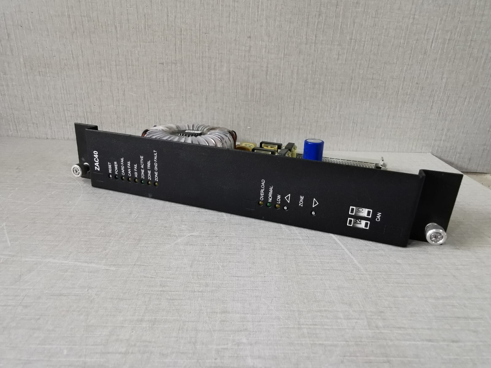 Siemens 500-035400 / S24235-A2-24 SIEMENS ZAC-40 ZONE AMPLIFIER CARD 40W / 500-035400 / S24235-A2-24 2