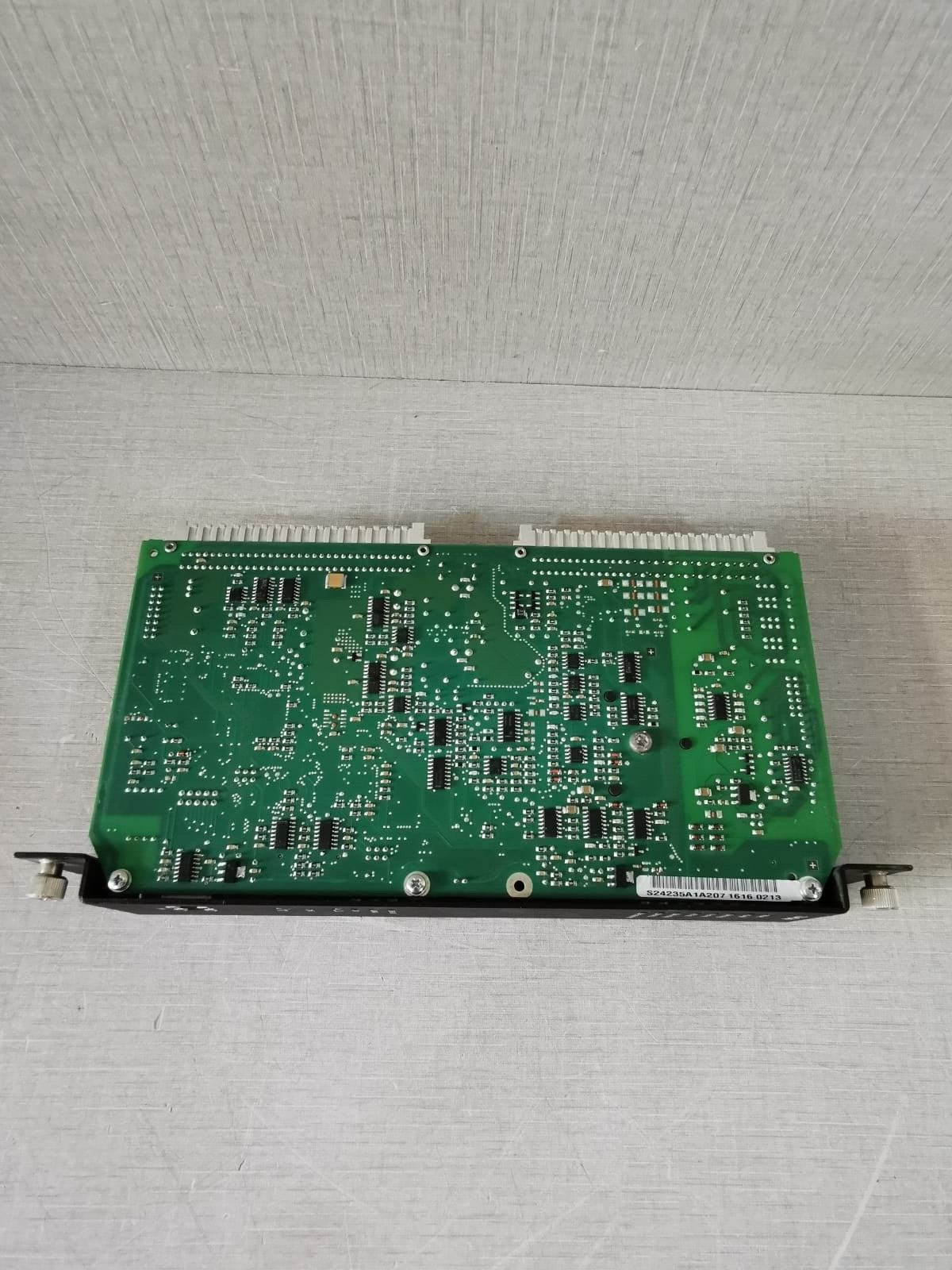 Siemens 500-035400 / S24235-A2-24 SIEMENS ZAC-40 ZONE AMPLIFIER CARD 40W / 500-035400 / S24235-A2-24 9