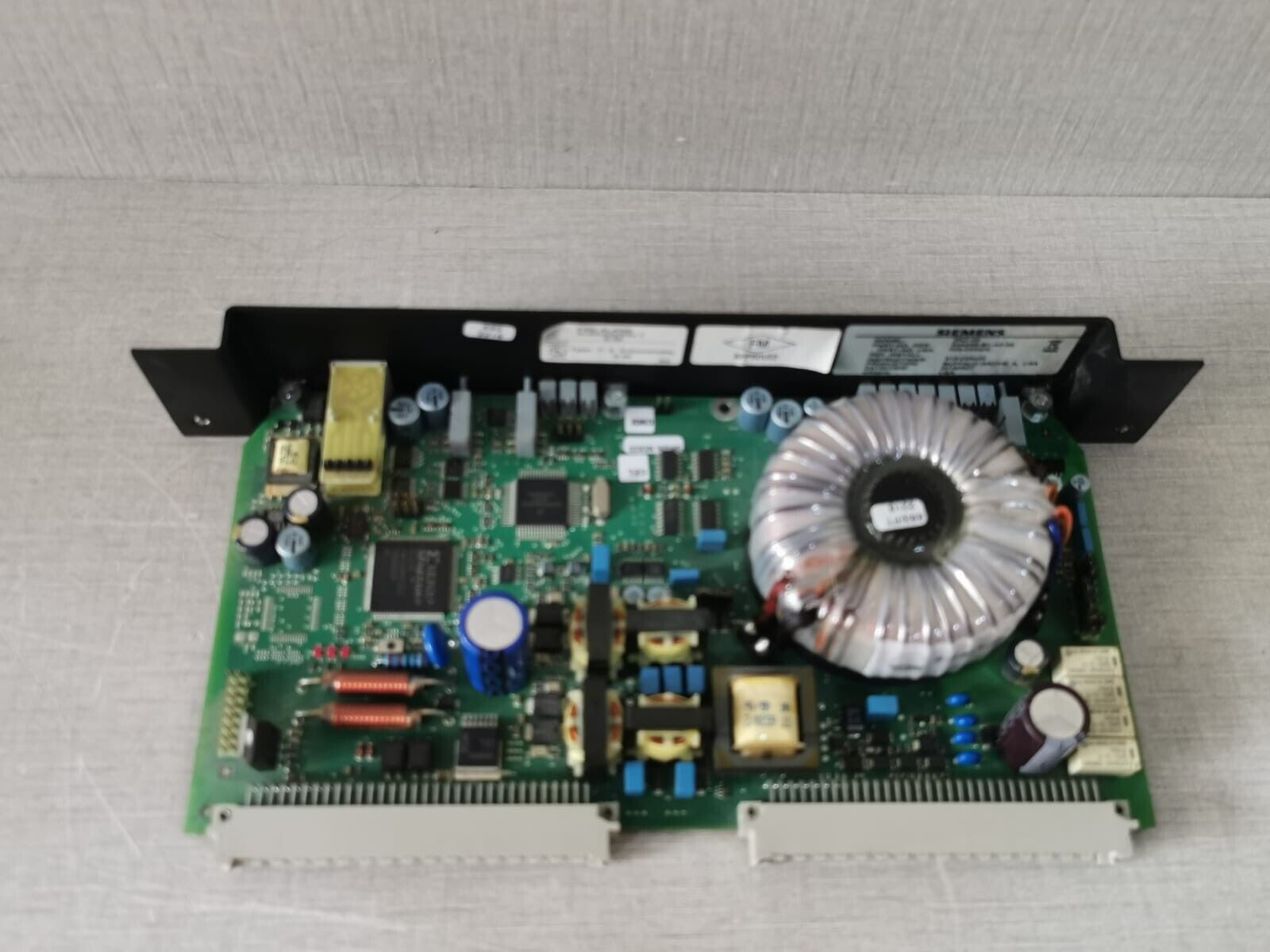 Siemens 500-035400 / S24235-A2-24 SIEMENS ZAC-40 ZONE AMPLIFIER CARD 40W / 500-035400 / S24235-A2-24 10