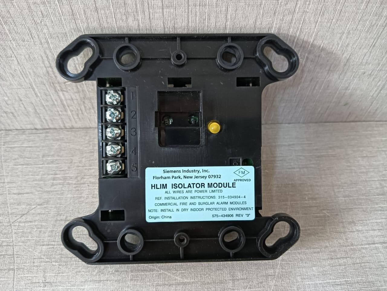 Siemens 500-033170 Siemens HLIM Loop Isolator Module 500-033170 Rev. 3 10