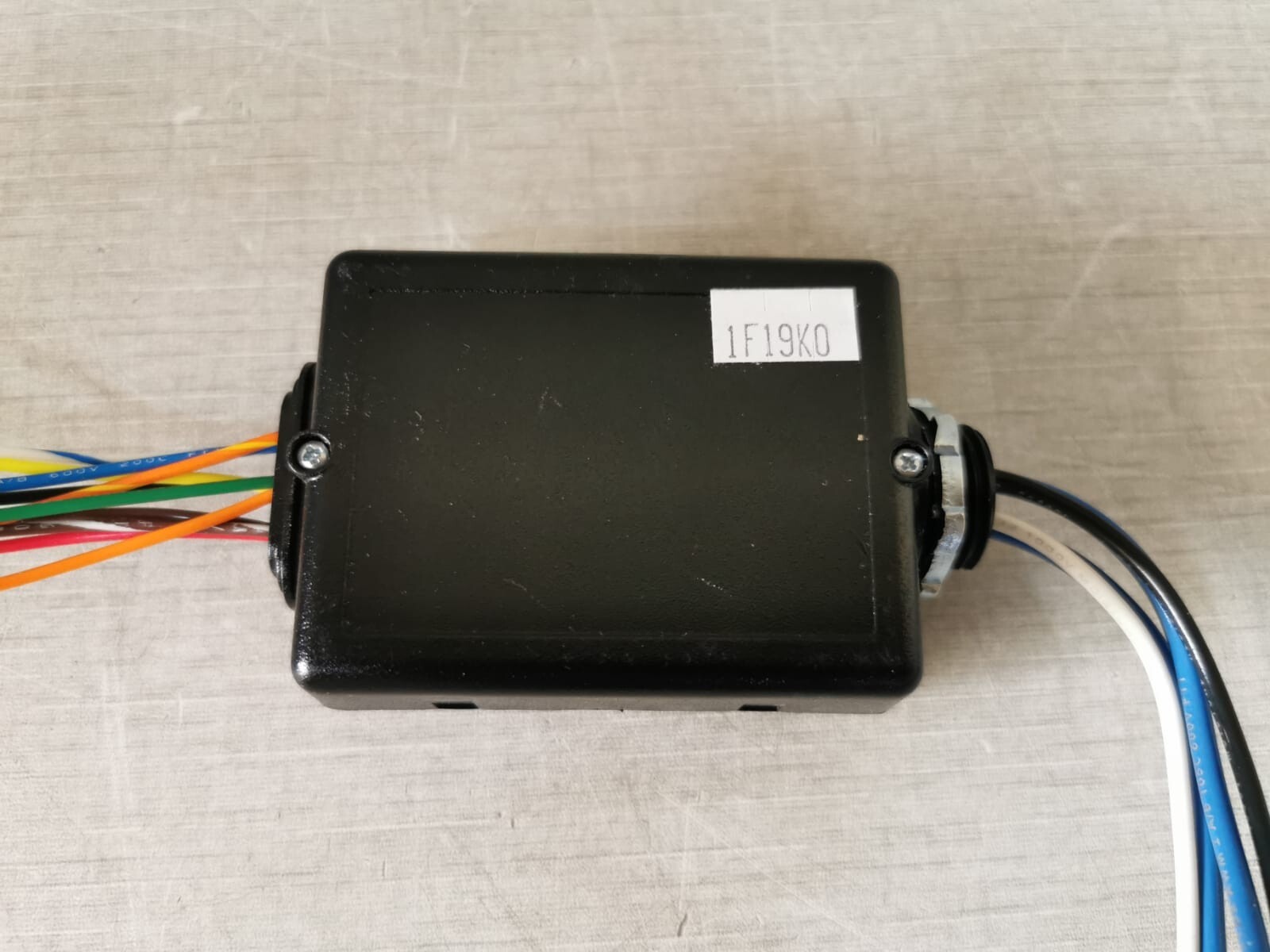 Leviton OSP20-RDH Leviton OSP20-RDH Sensor Power Pack (Black) - INCOMPLETE 8