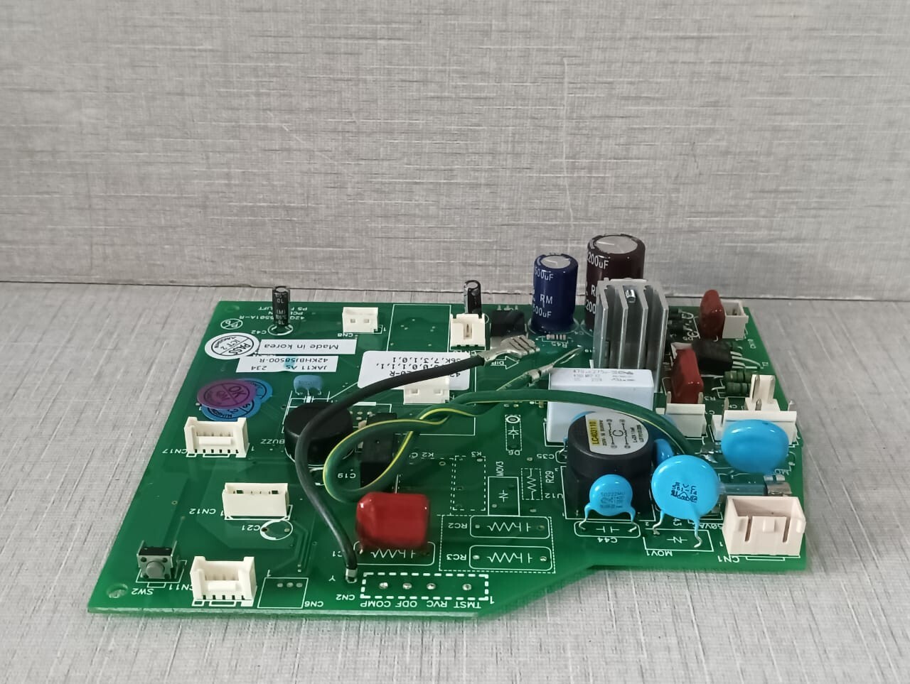 Carrier 42KHBJ58020-R/ 42QHCF5501A-R CARRIER 42KHBJ58020-R/ 42QHCF5501A-R PCB, MAIN P5 FACE LIFT 5
