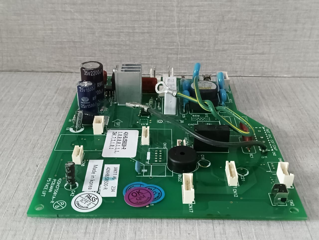 Carrier 42KHBJ58020-R/ 42QHCF5501A-R CARRIER 42KHBJ58020-R/ 42QHCF5501A-R PCB, MAIN P5 FACE LIFT 6