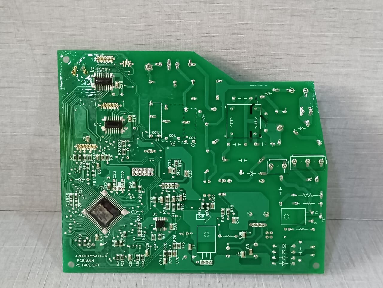 Carrier 42KHBJ58020-R/ 42QHCF5501A-R CARRIER 42KHBJ58020-R/ 42QHCF5501A-R PCB, MAIN P5 FACE LIFT 8