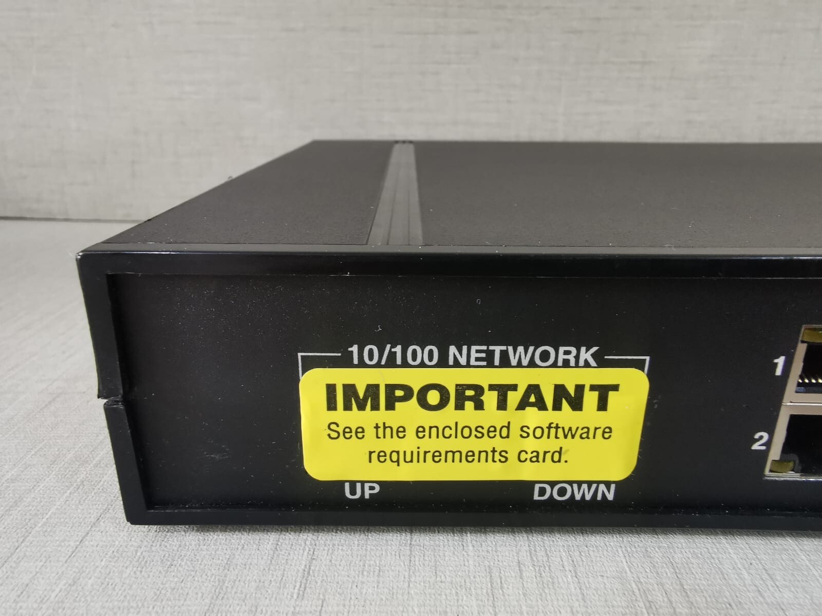 Comtrol RJ45 COMTROL DEVICEMASTER 3000184 RJ45 RM16 ETHERNET SWITCH- INCOMPLETE ACCESSORIES 9
