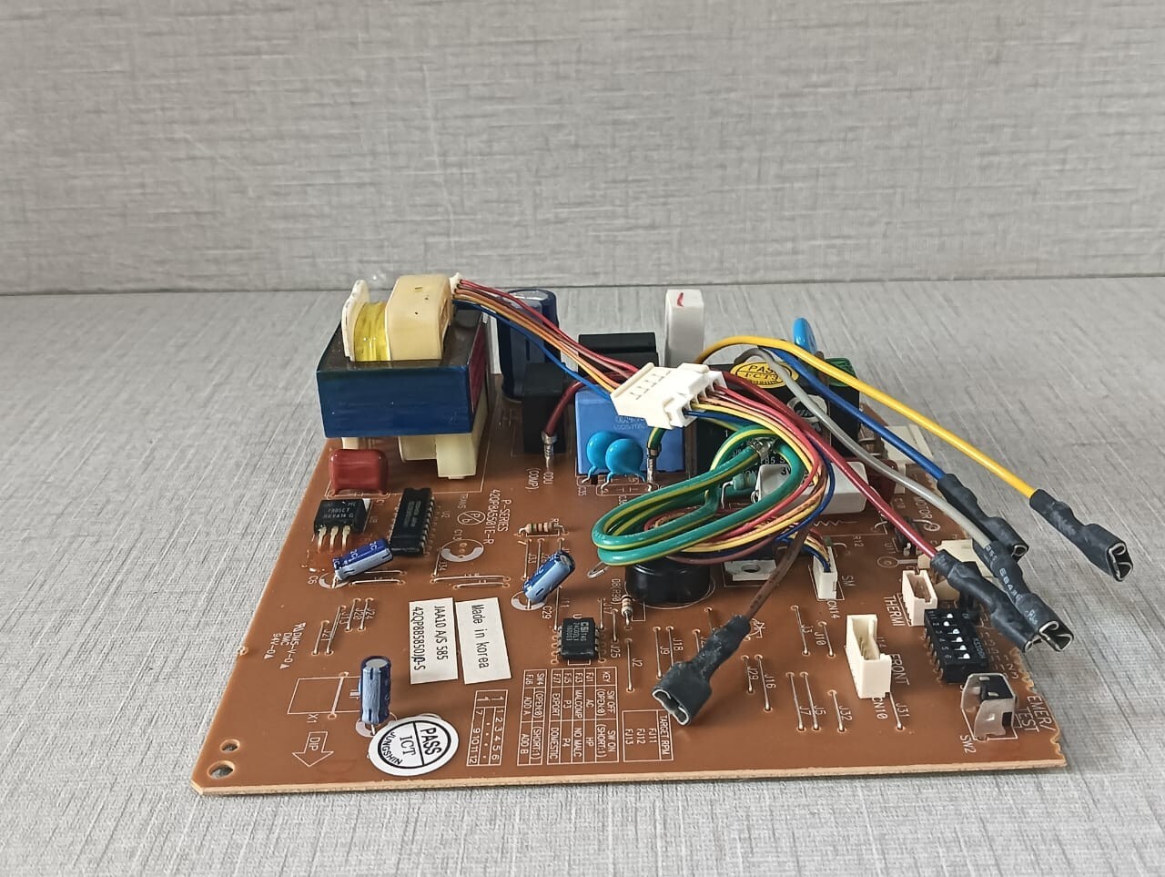 Carrier 42QP8A5501E-R CARRIER 42QP8A5501E-R EVAPORATOR ELECTRONIC BOARD 5