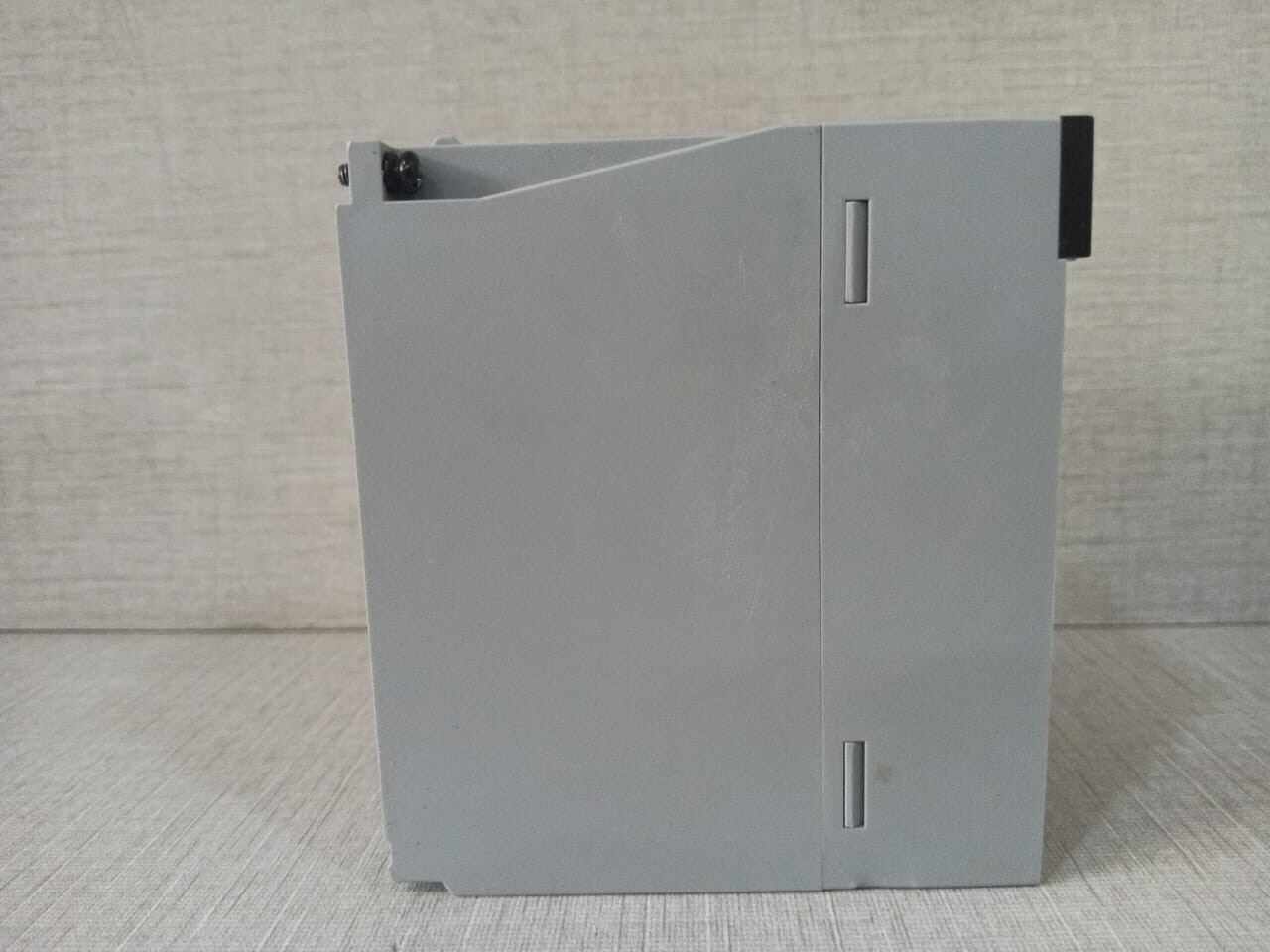 Honeywell 2MLR-CPUH/F HONEYWELL 2MLR-CPUH/F V2.74 PROGRAMMABLE LOGIC CONTROLLER 4