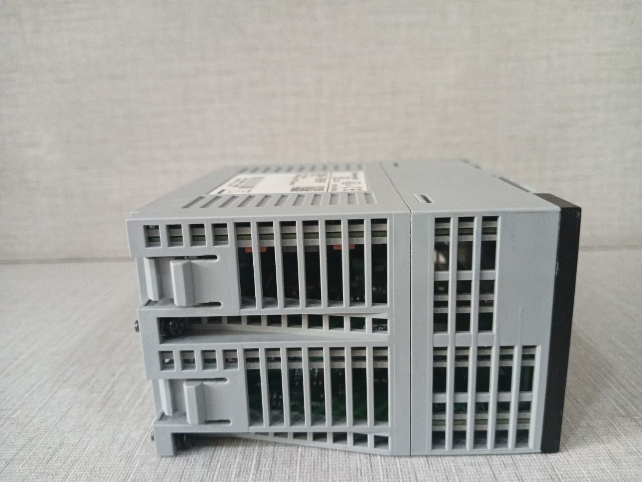 Honeywell 2MLR-CPUH/F HONEYWELL 2MLR-CPUH/F V2.74 PROGRAMMABLE LOGIC CONTROLLER 6
