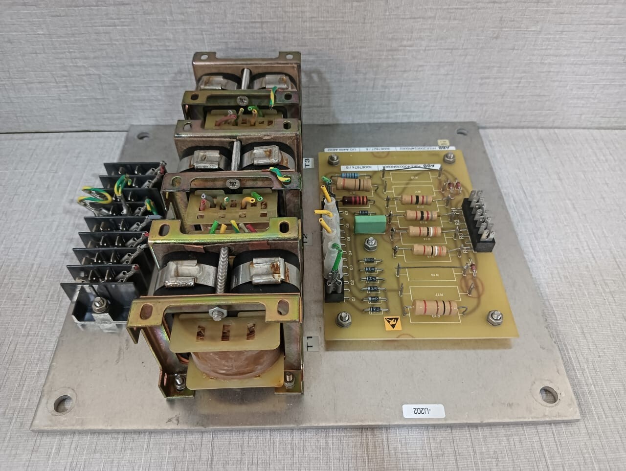 ABB HIEE200024R0002-UG ABB HIEE200024R0002-UG A469 AE02 -HIE400038R0001 7
