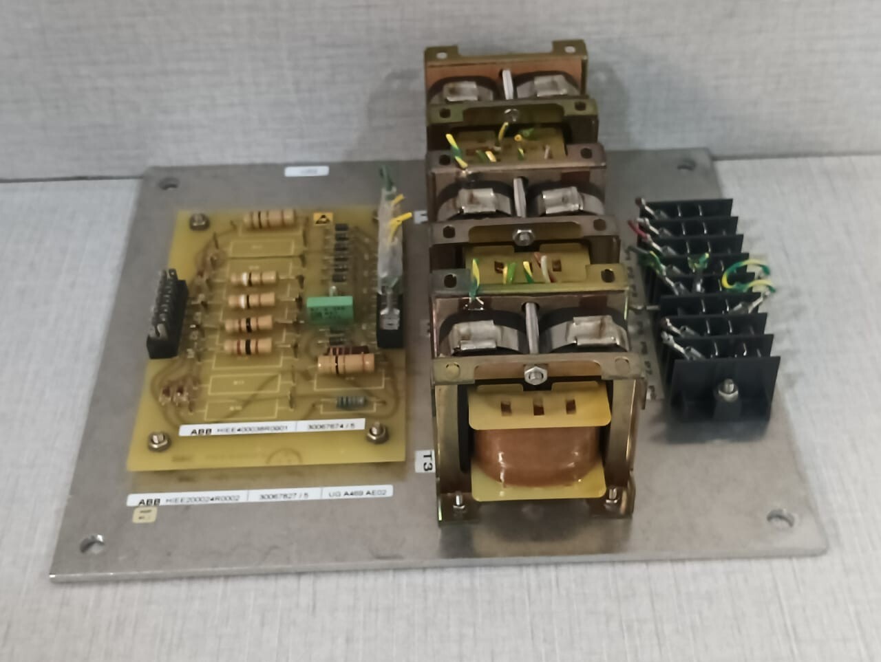 ABB HIEE200024R0002-UG ABB HIEE200024R0002-UG A469 AE02 -HIE400038R0001 8