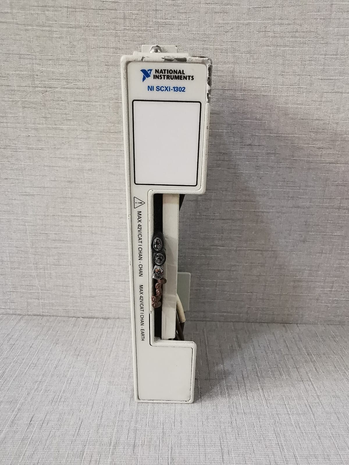 NATIONAL INSTRUMENT NI-SCXI-1302 185163A-01 WITHOUT COVER