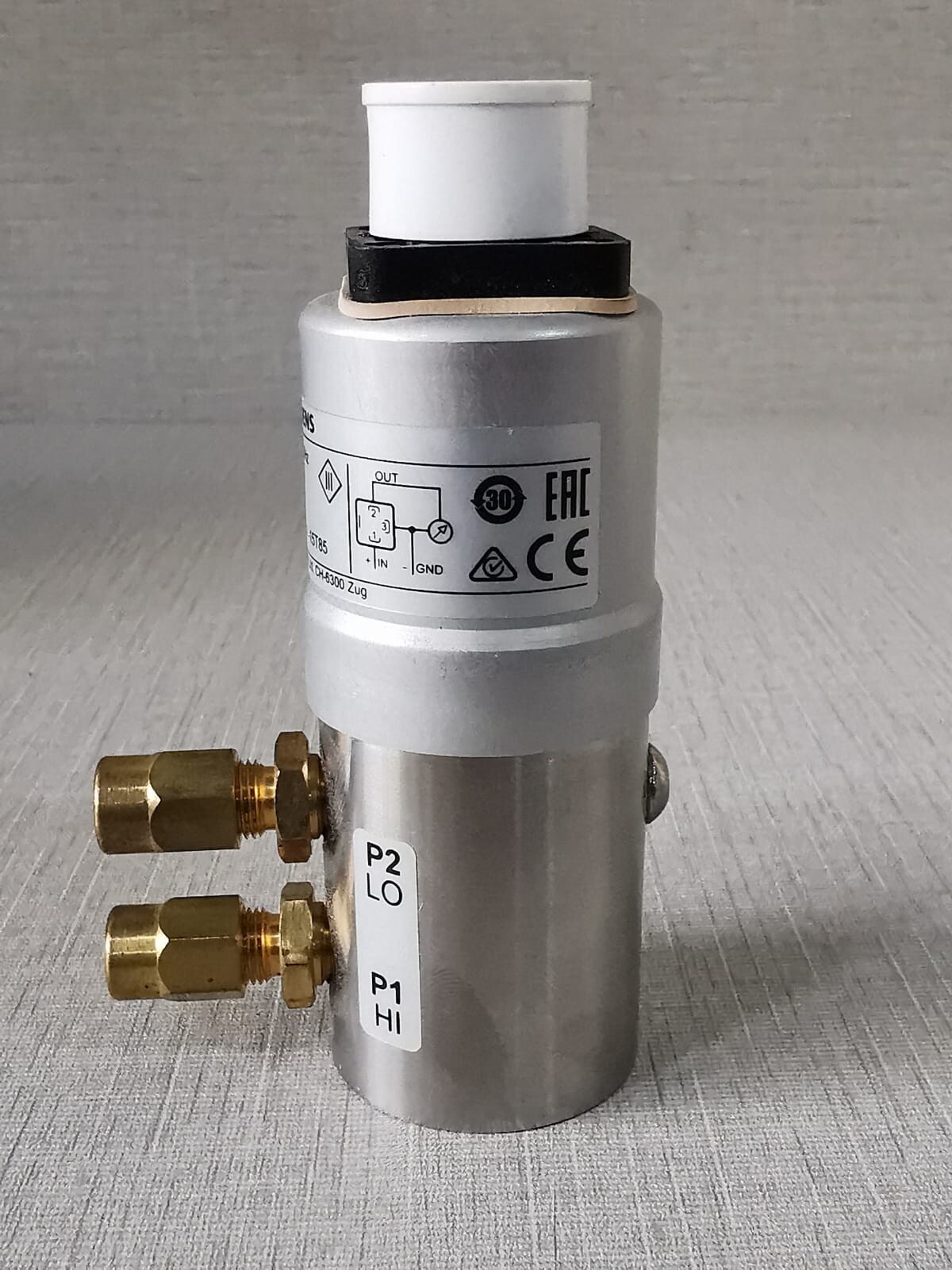 Siemens QBE3000-D4 Siemens QBE3000-D4 Differential Pressure Sensor 6