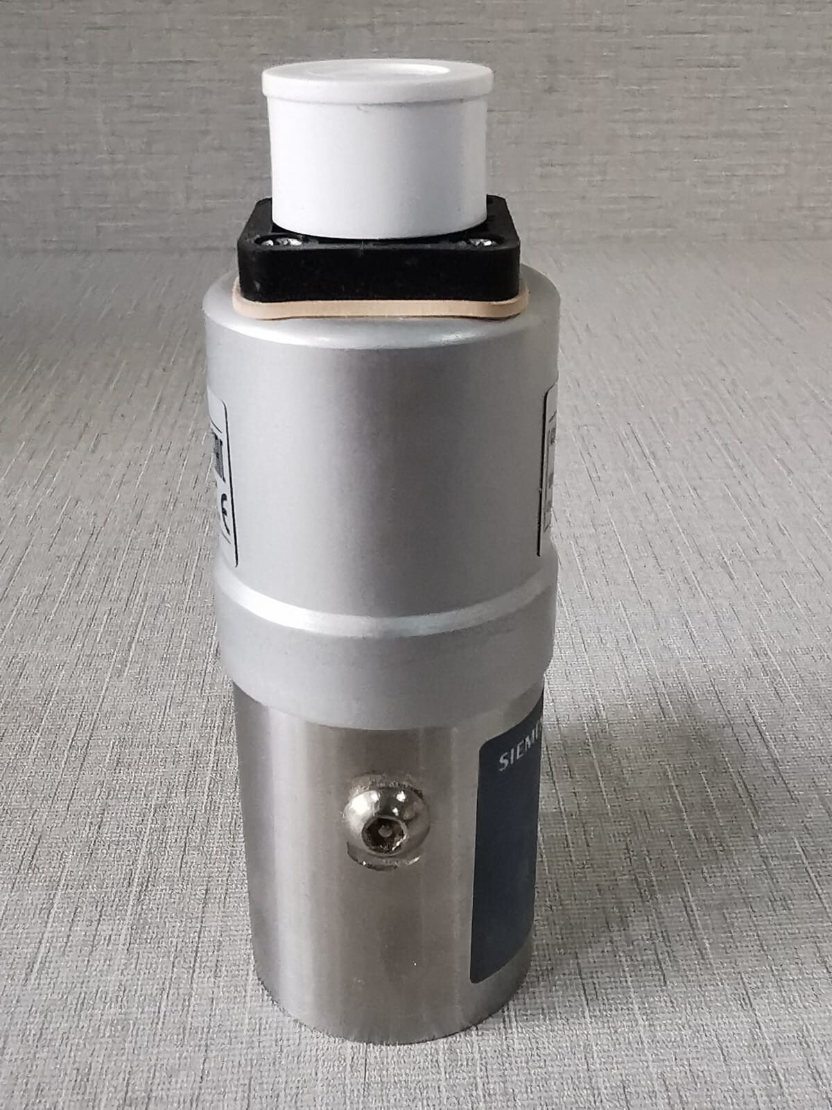 Siemens QBE3000-D4 Siemens QBE3000-D4 Differential Pressure Sensor 8