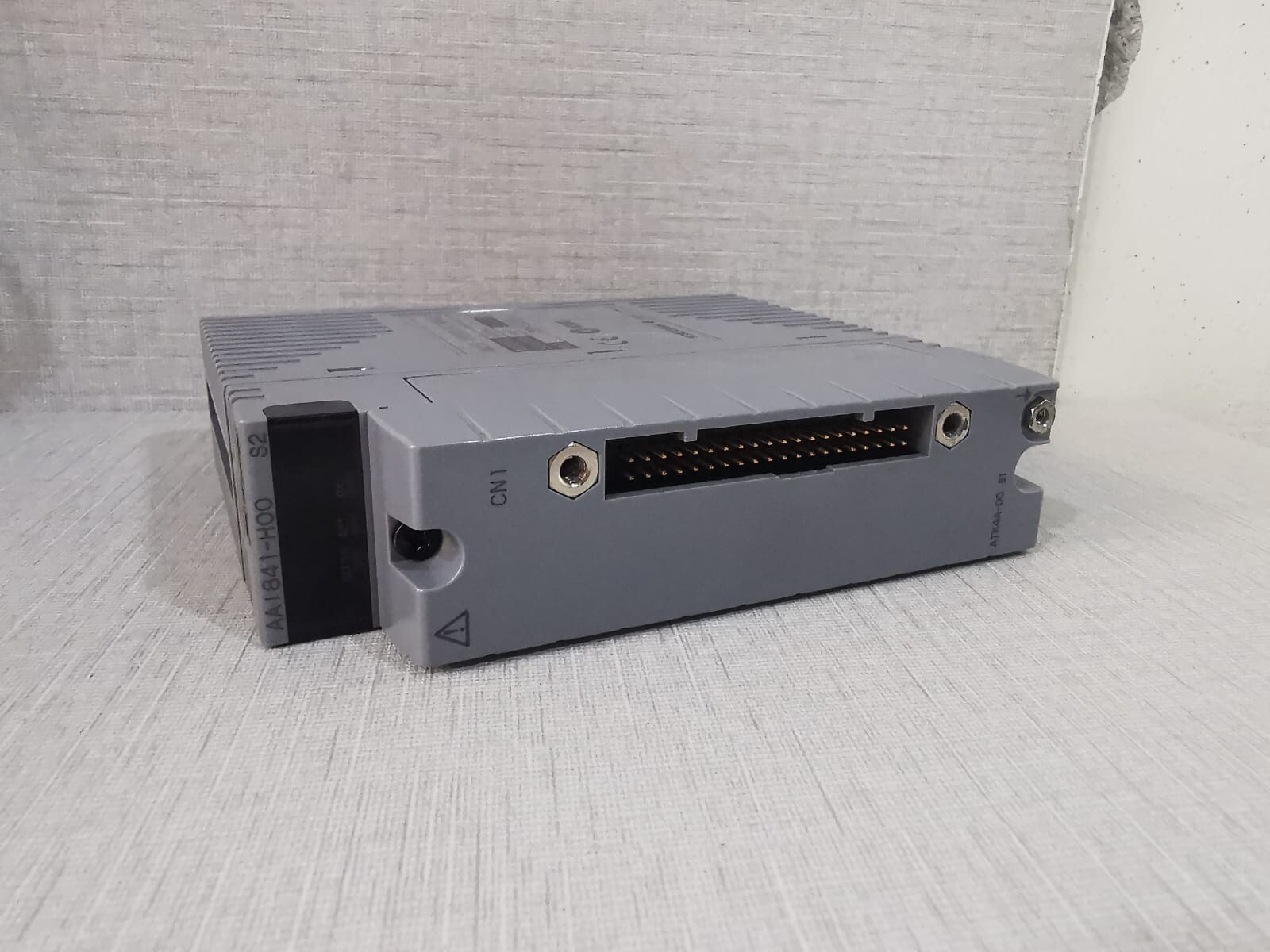Yokogawa AAI841-H00 YOKOGAWA AAI841-H00 S2 ANALOG INPUT /OUTPUT MODULE W/ ATK4A-00 S1 3