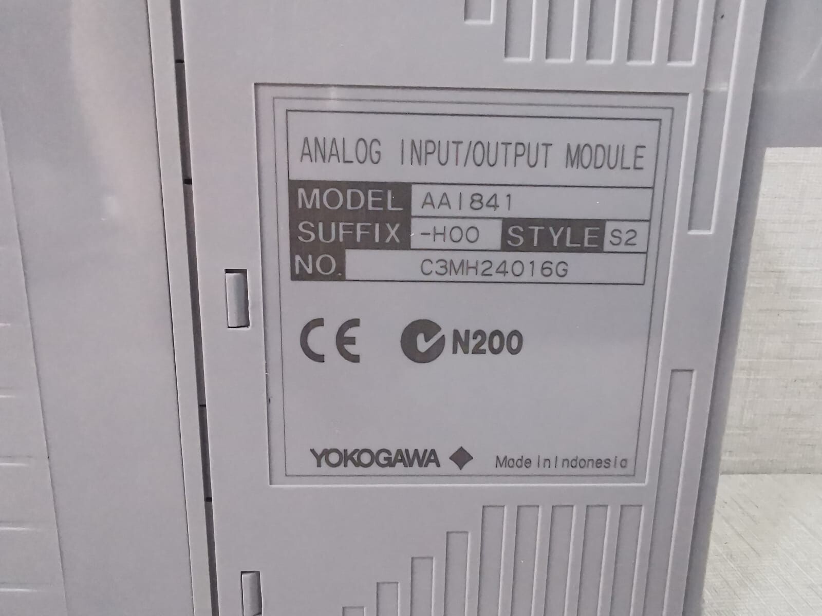 Yokogawa AAI841-H00 YOKOGAWA AAI841-H00 S2 ANALOG INPUT /OUTPUT MODULE W/ ATK4A-00 S1 7